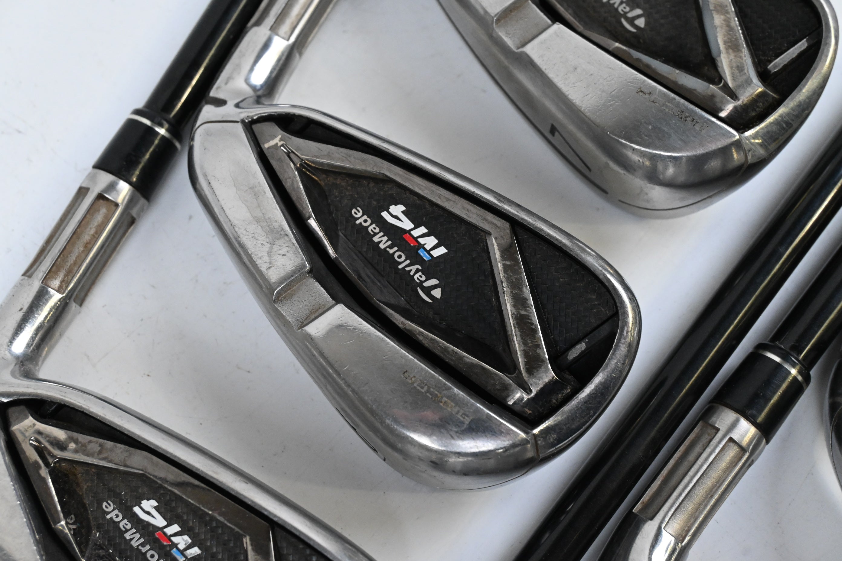 Taylormade M4 Irons / 5-PW+SW / Regular Flex Fujikura Atmos Red 6 Shafts