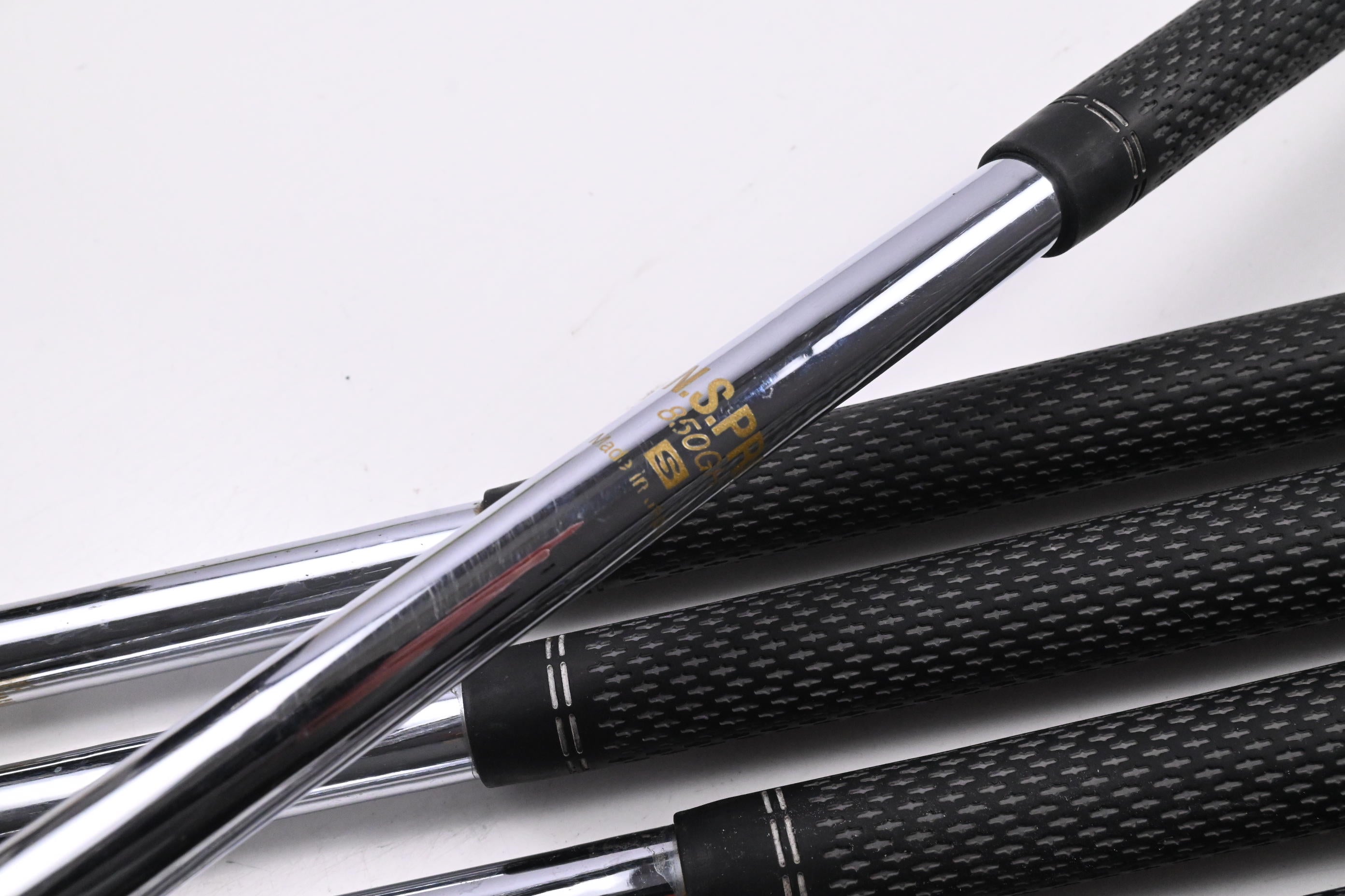 Taylormade M5 Irons / 5-PW+SW / Stiff Flex N.S.Pro 850GH Shafts