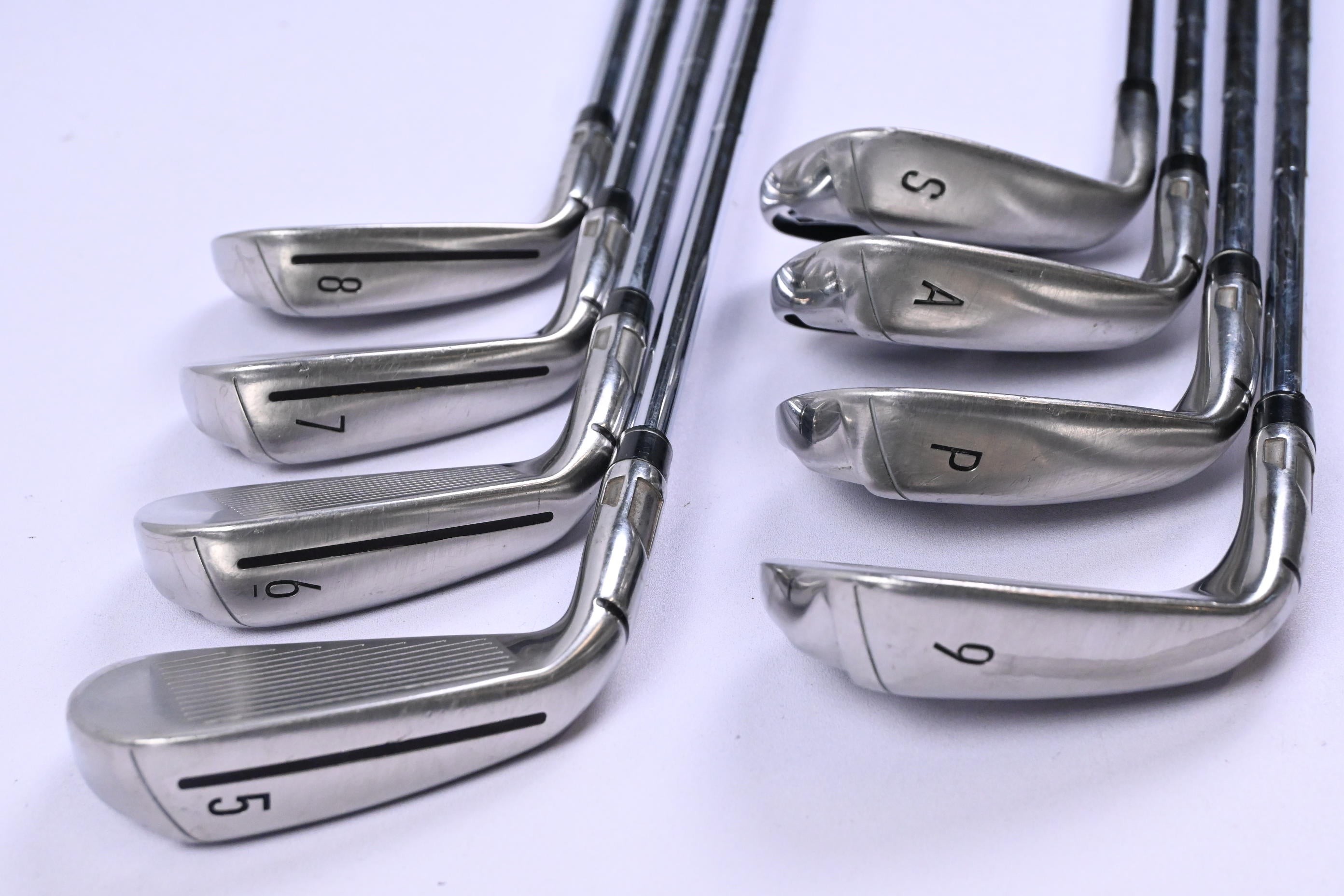 Taylormade SIM Max Irons / 5-PW+GW+SW / Stiff Flex Dynamic Gold 300 Shafts