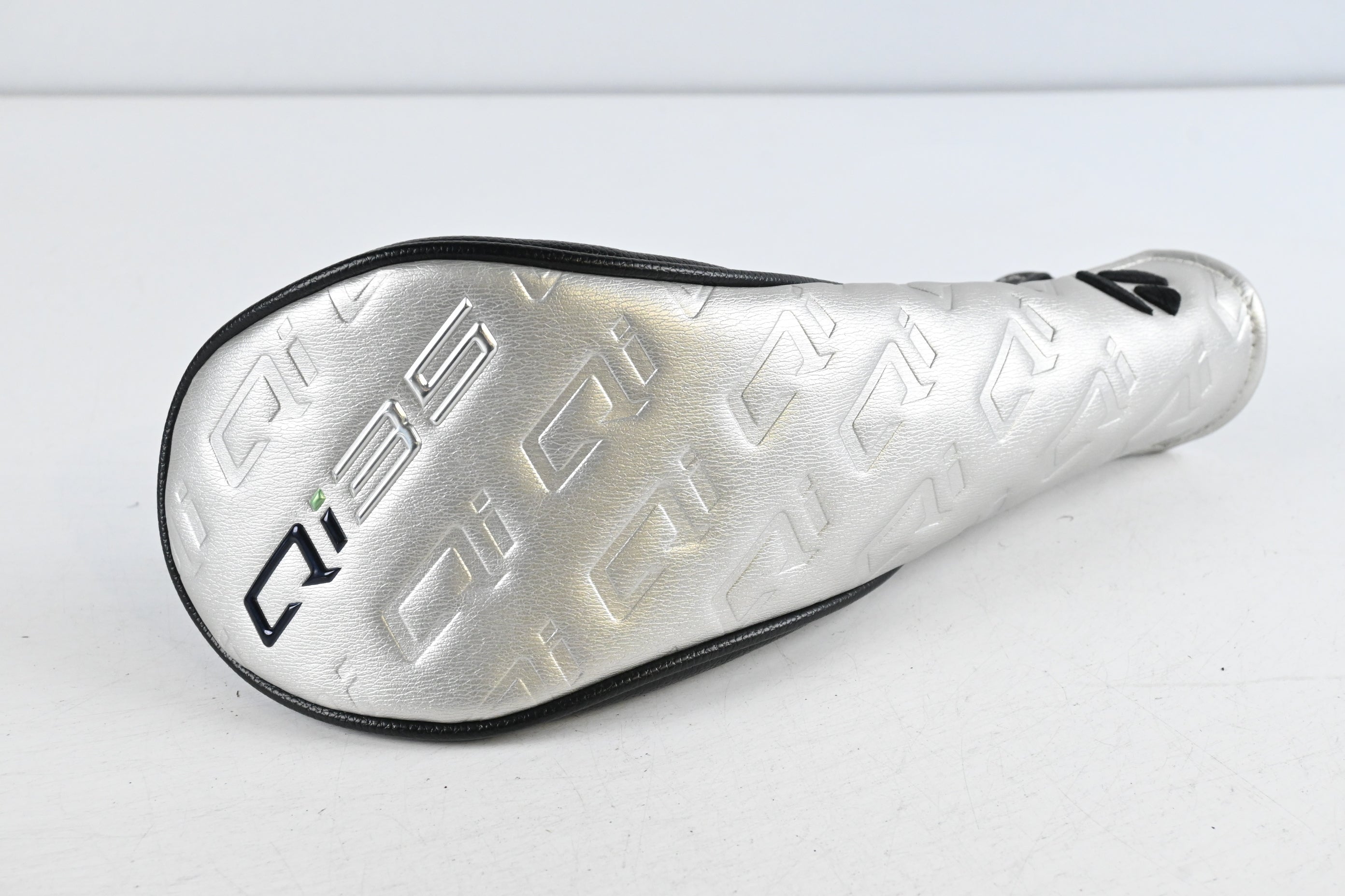 Taylormade Qi35 #5 Wood / 18 Degree / Regular Flex Ventus Blue 5 Shaft
