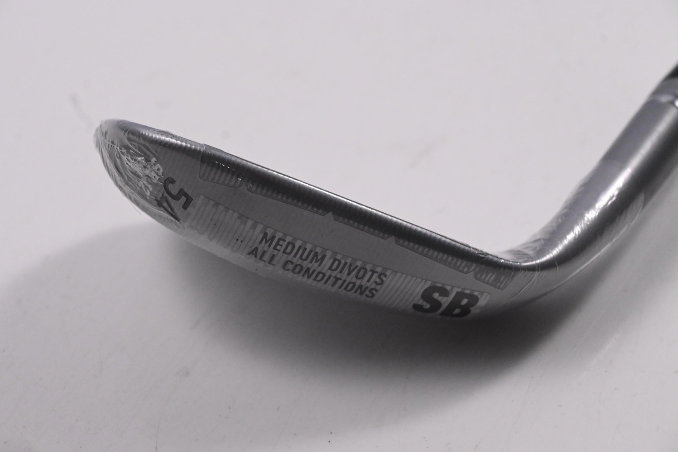 Taylormade Milled Grind 5 Sand Wedge / 54 Degree / Wedge Flex Dynamic Gold 115