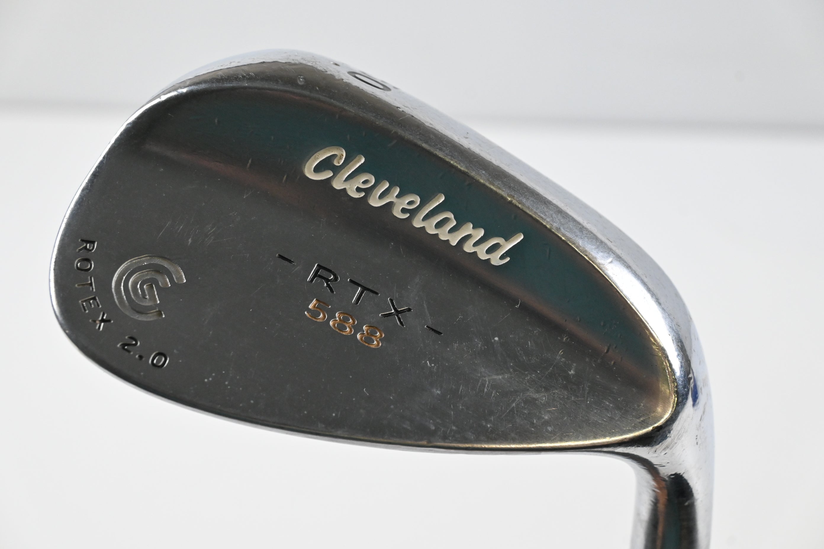 Cleveland 588 RTX Gap Wedge / 50 Degree / Wedge Flex Dynamic Gold Steel Shaft