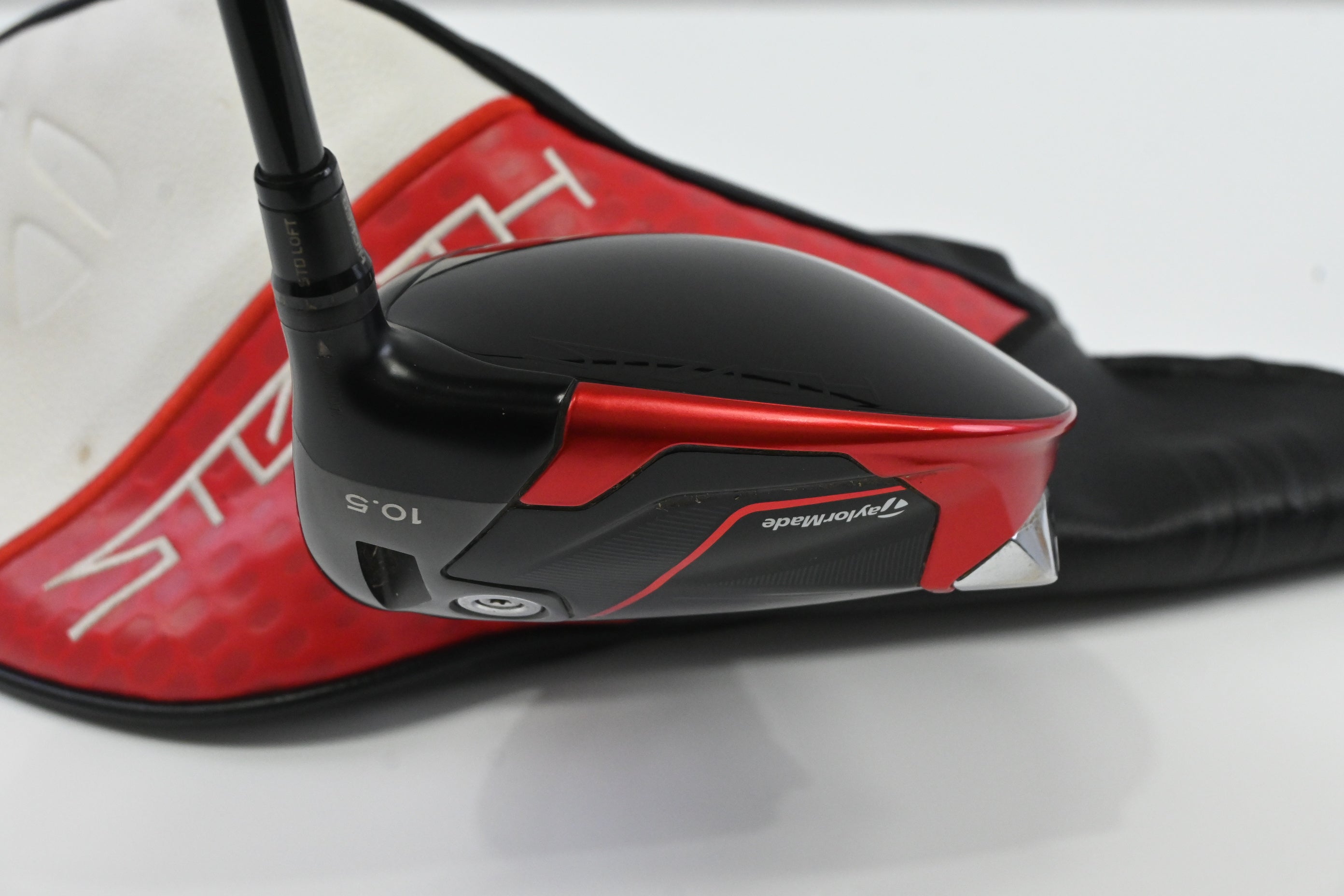 Taylormade Stealth 2 Driver / 10.5 Degree / Regular Flex Fujikura Ventus TR Red 5