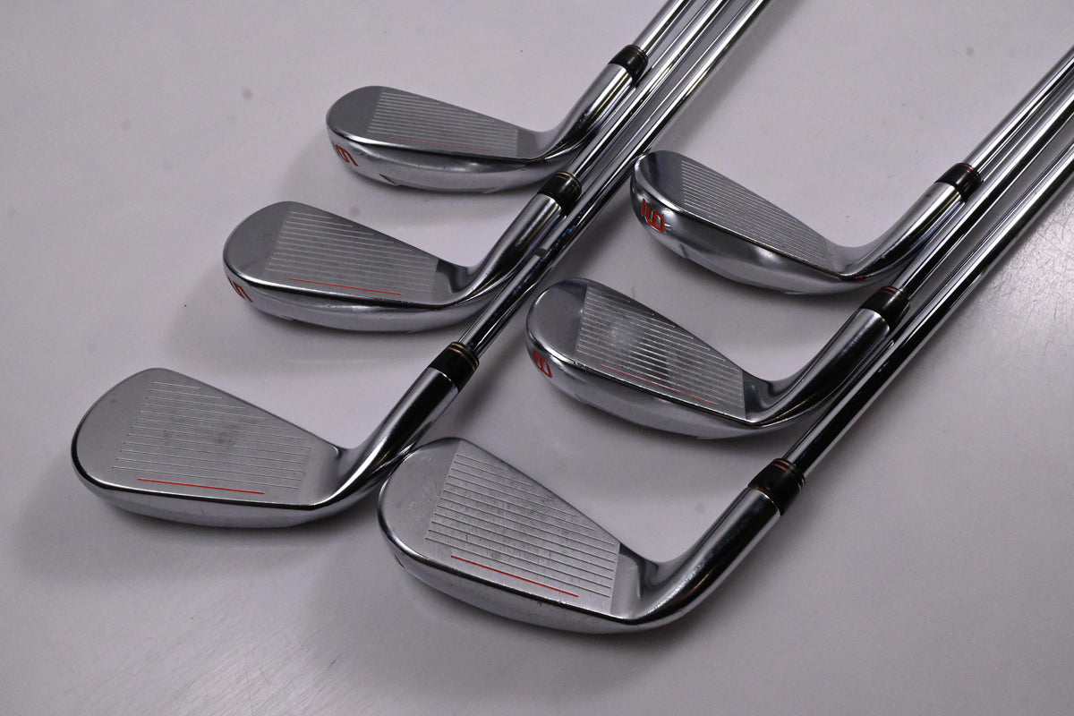 Cobra AMP Irons / 4-9i / Regular Flex Dynalite 90 Shafts