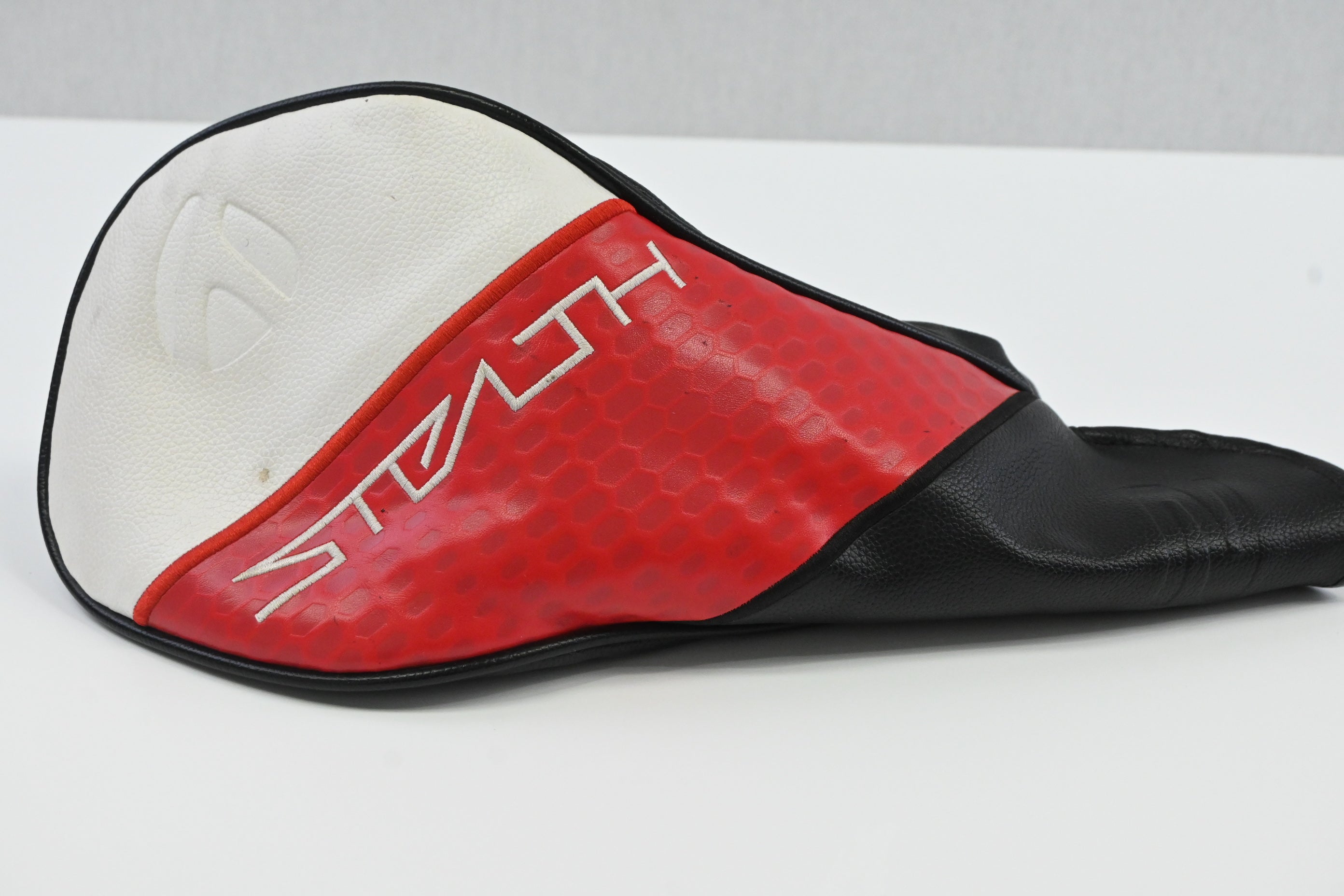 Taylormade Stealth 2 Driver / 10.5 Degree / Regular Flex Fujikura Ventus TR Red 5