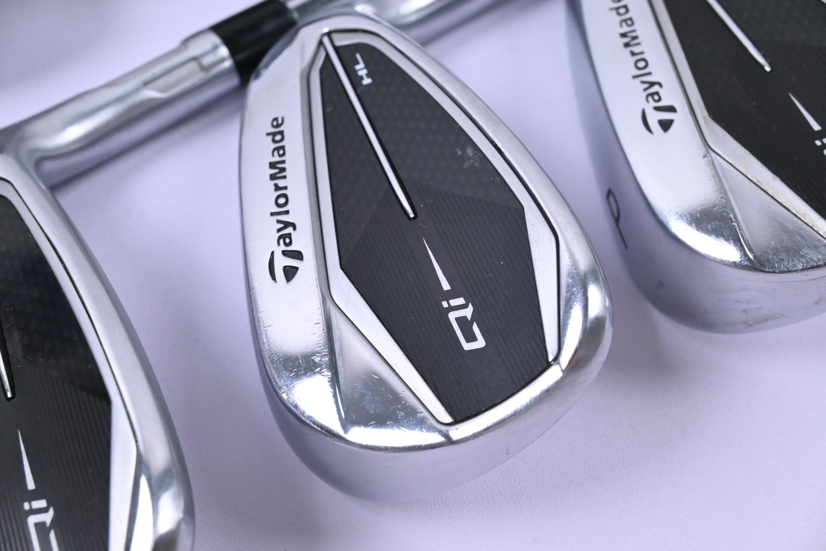 Taylormade Qi HL Irons / 5-PW / Regular Flex Dynamic Gold Mid 115 R300 Shafts