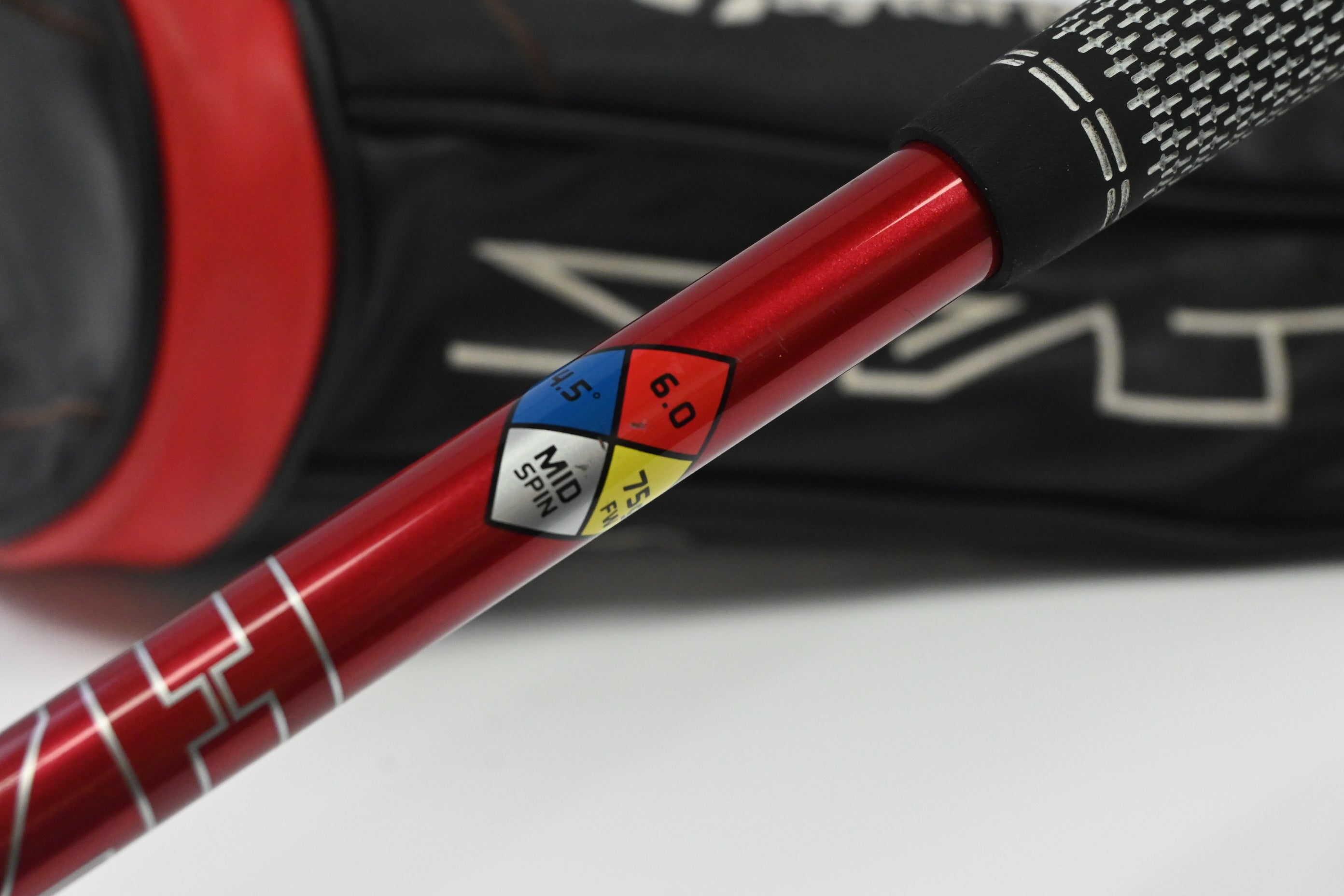 Taylormade Stealth Driver / 10.5 Degree / Stiff Flex HZRDUS Smoke Red RDX 75