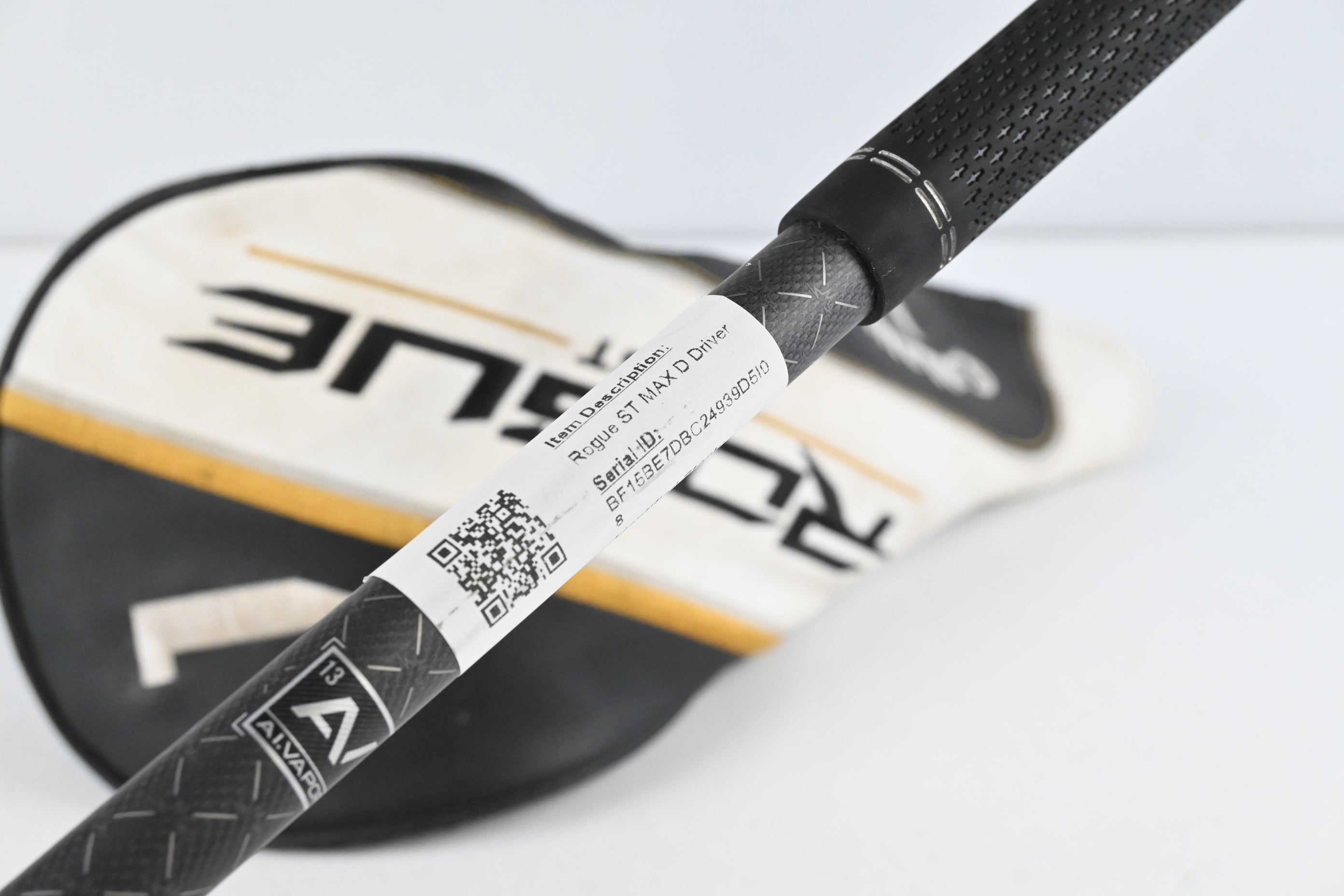 Callaway Rogue ST MAX D Driver / 10.5 Degree / Regular Flex Tensei AV Blue 55