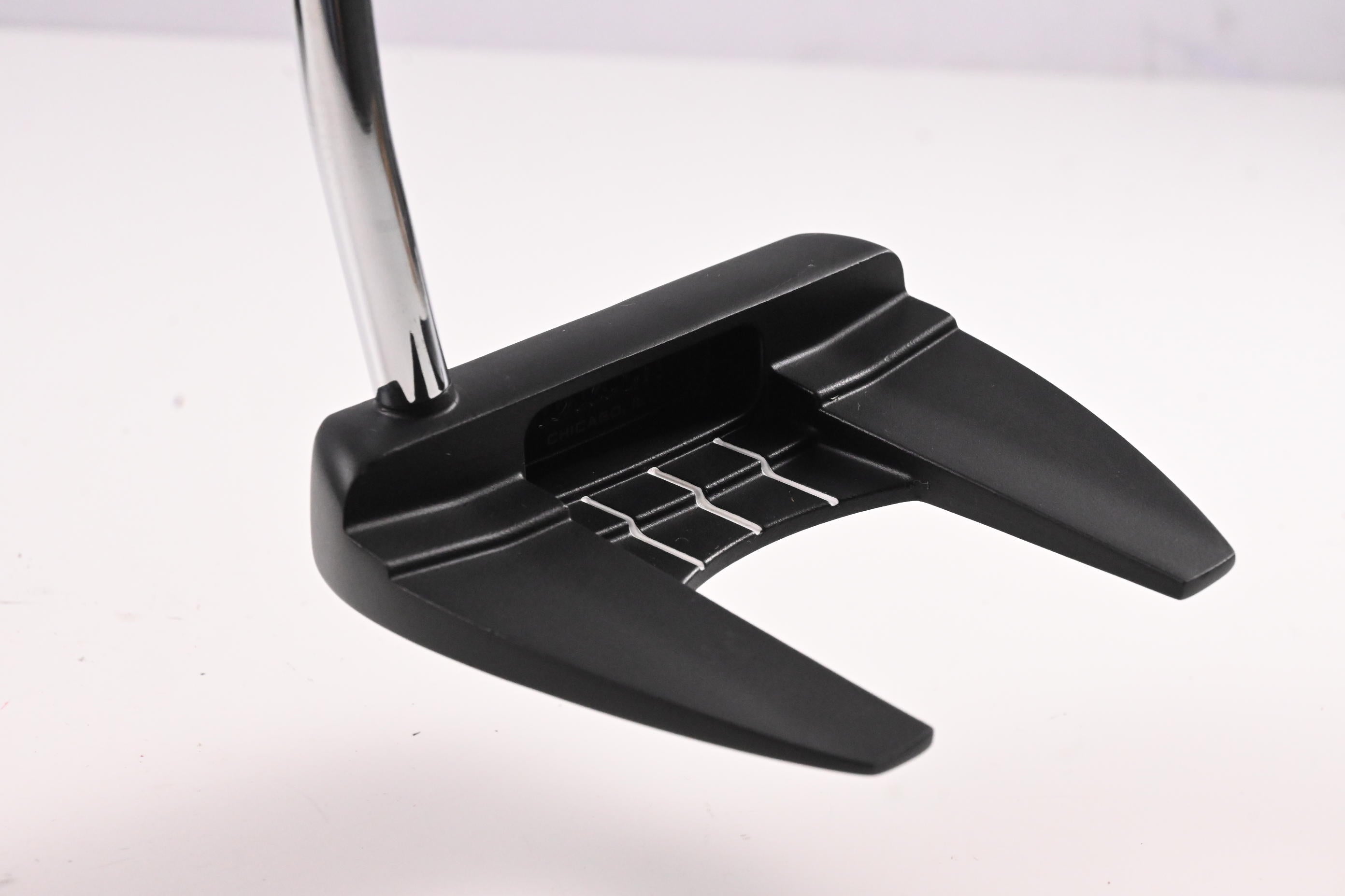 Wilson Infinite Bucktown 2024 Putter / 34 Inch
