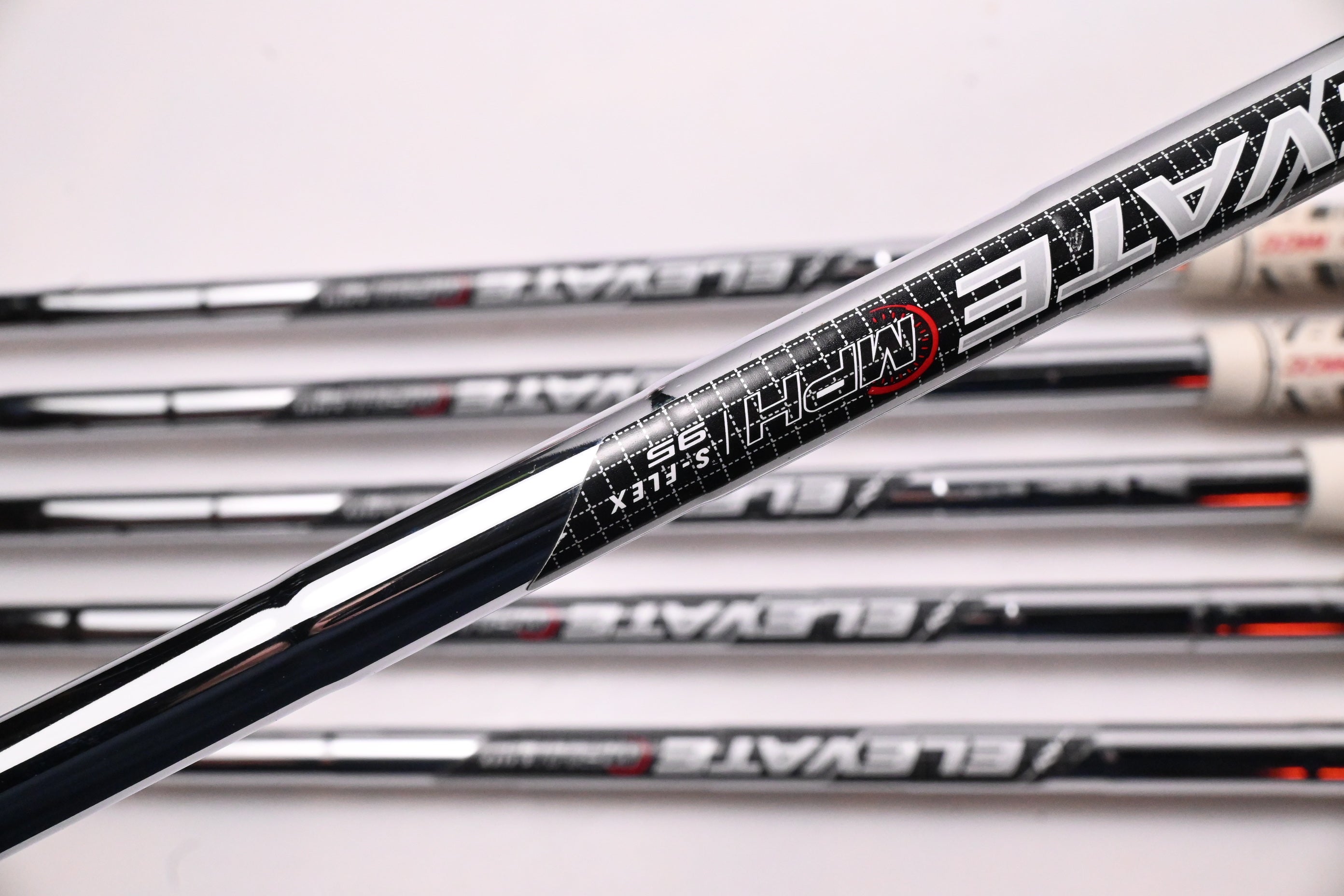 Taylormade Stealth Irons / 6-PW+GW / Stiff Flex Elevate MPH 95 Shafts