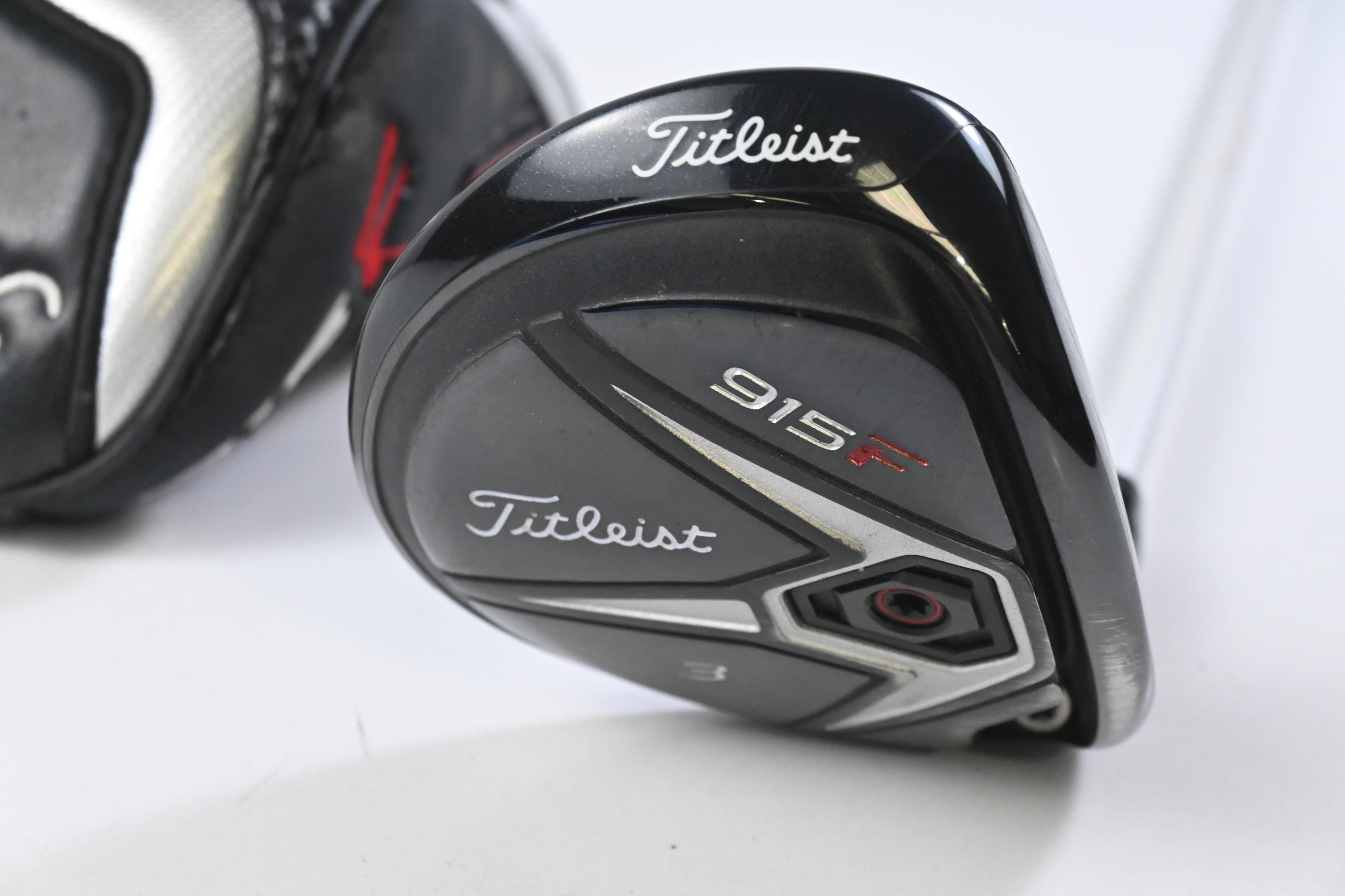 Titleist 915 F #3 Wood / 16.5 Degree / Stiff Flex Aldila Rogue 110 MSI Silver 70