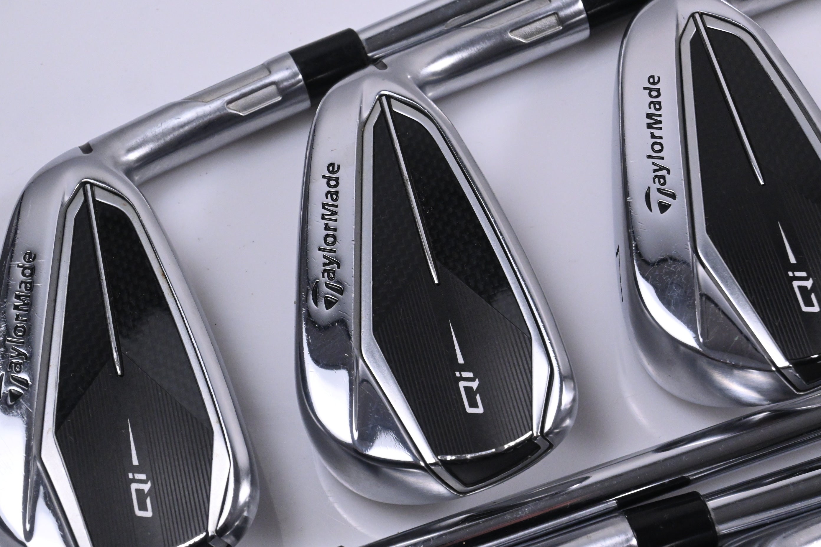 Taylormade Qi Irons / 5-PW+SW / Stiff Flex KBS Tour Shafts