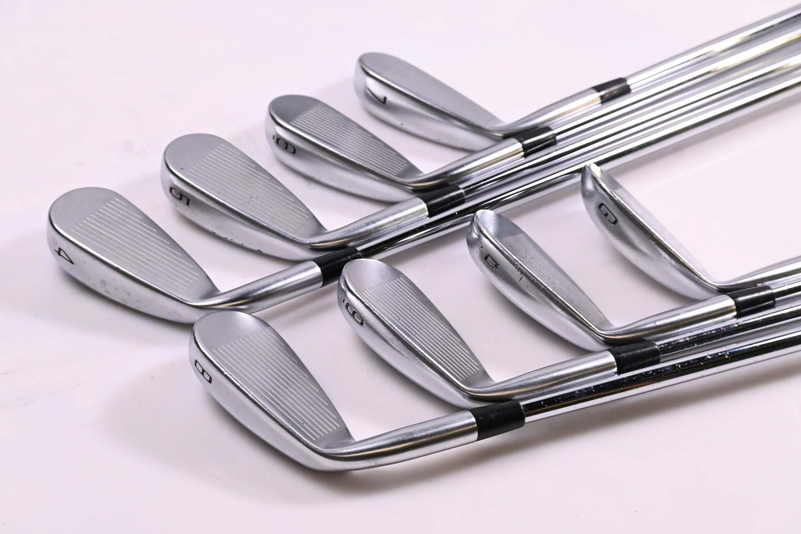 Mizuno JPX 921 Hot Metal Irons / 4-PW+GW / Regular Flex Dynamic Gold 105 R300