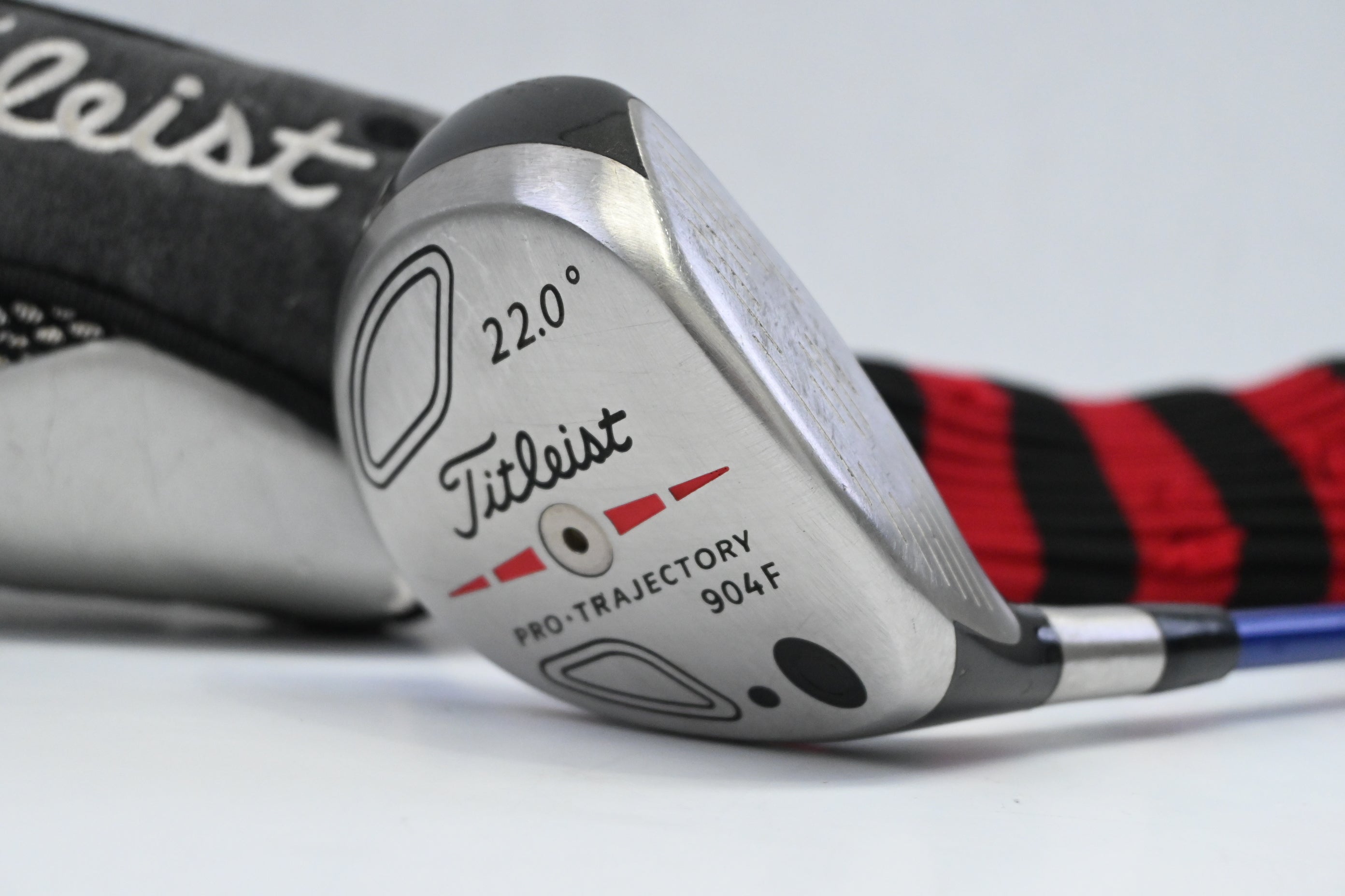 Titleist 904 F #7 Wood / 22 Degree / Regular Flex Graphite Design YS-6 Shaft