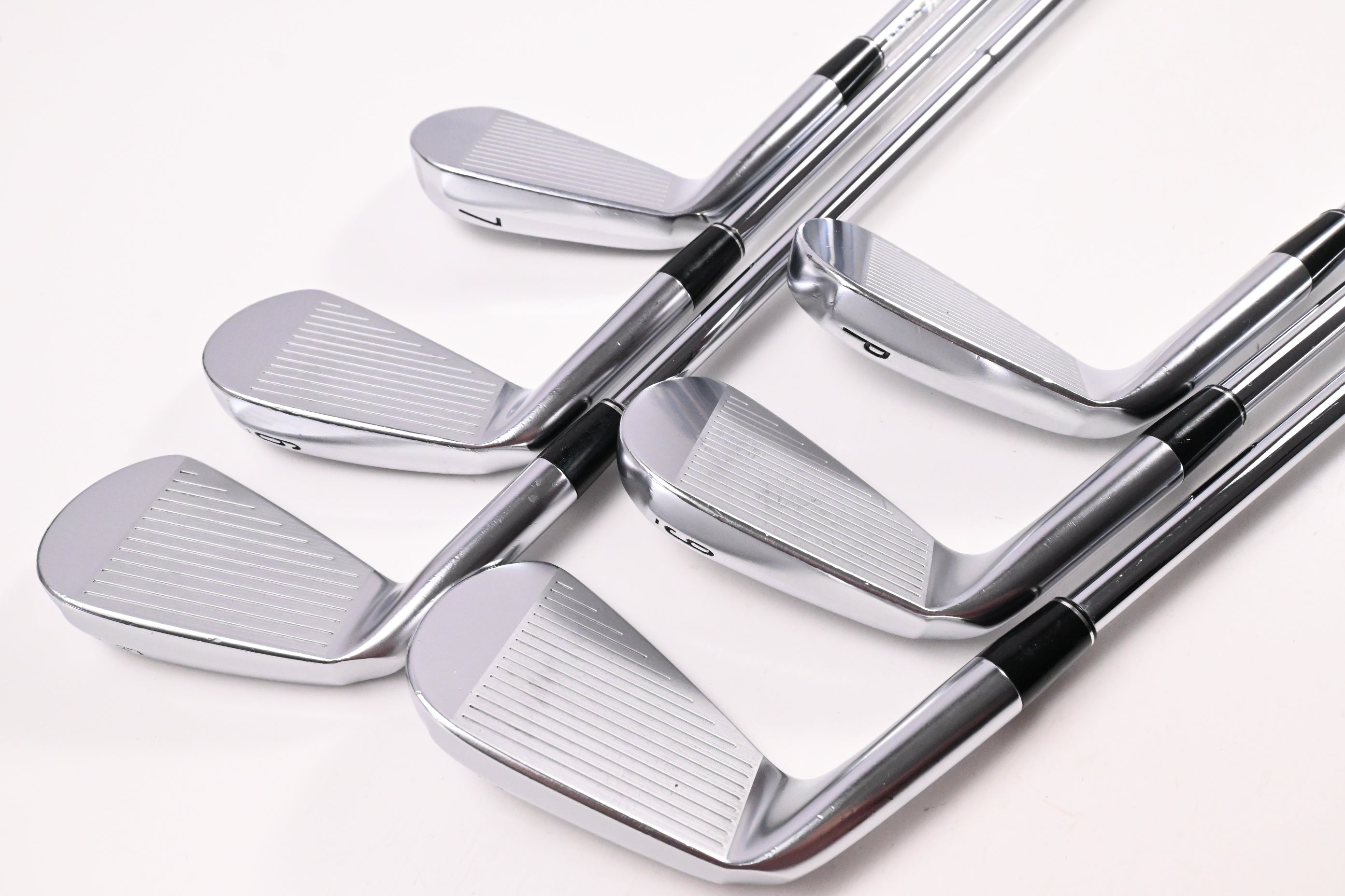 Srixon ZXi7 Irons / 5-PW / Stiff Flex Dynamic Gold 115 S300 Shafts