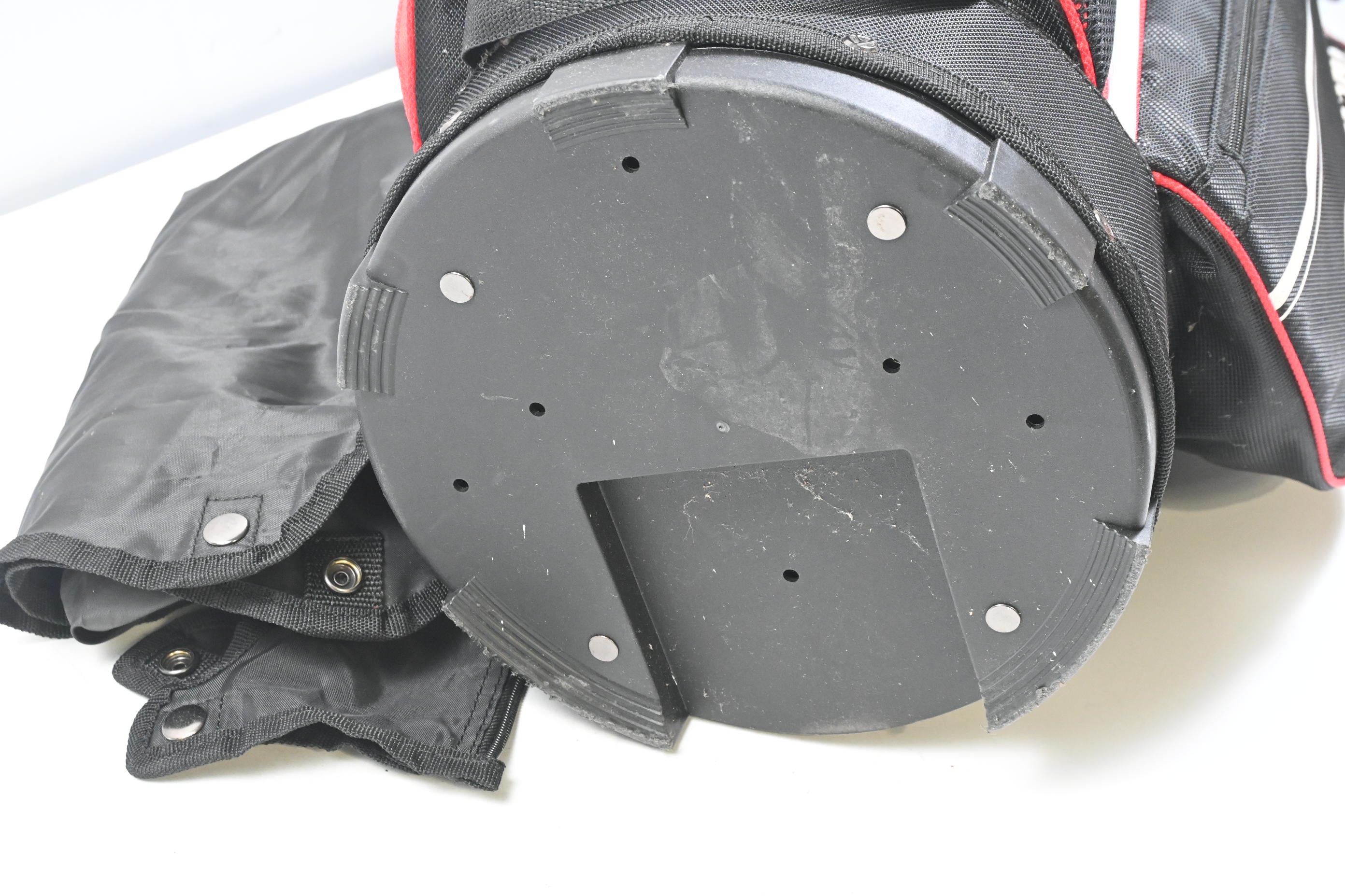 Taylormade Cart Bag / 14-Way Divider / Black, White & Red