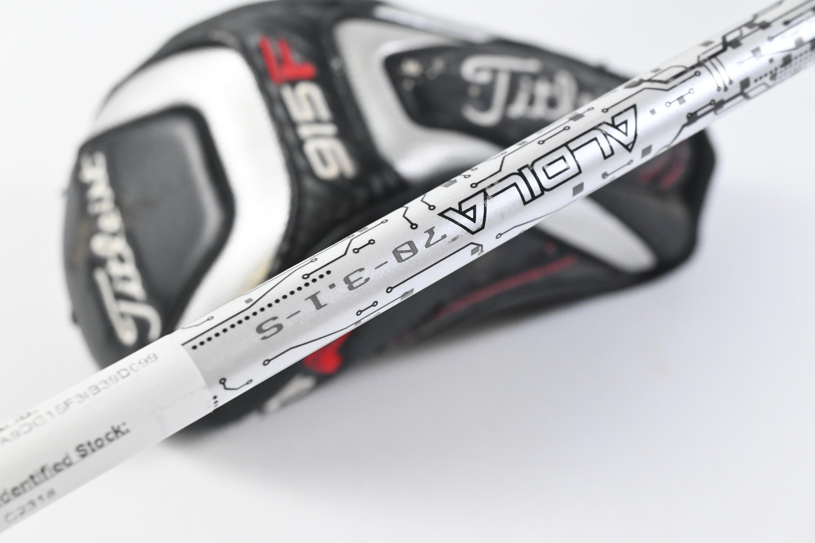 Titleist 915 F #3 Wood / 16.5 Degree / Stiff Flex Aldila Rogue 110 MSI Silver 70