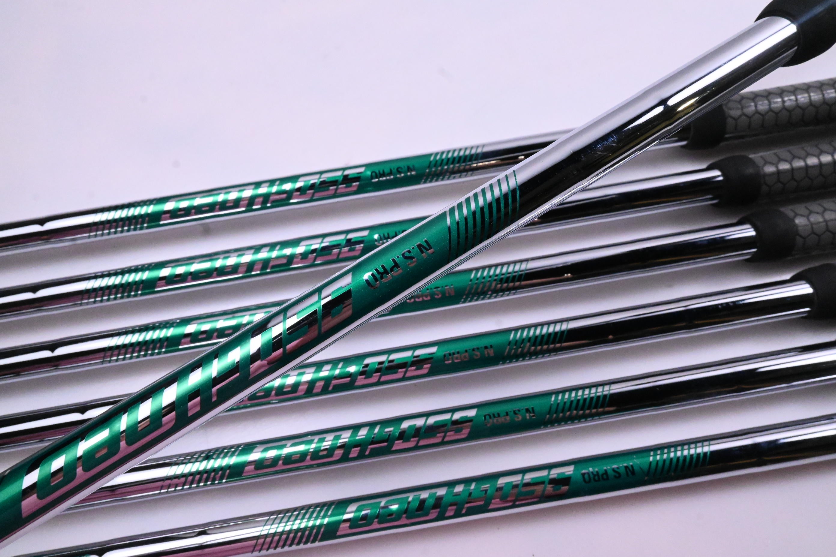 Callaway Apex Pro 24 Irons / 5-PW+GW / Stiff Flex N.S.Pro 950GH Neo Shafts