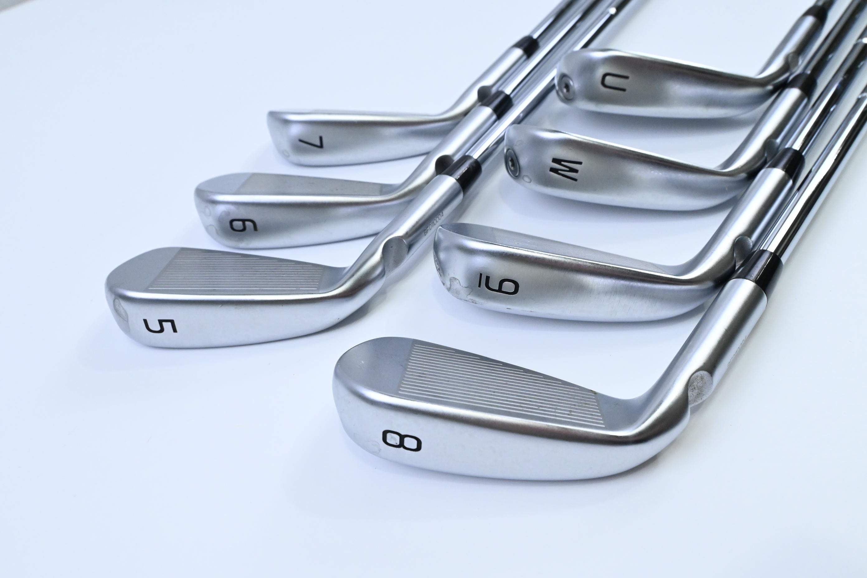 Ping i530 Irons / 5-PW+GW / Red Dot / Stiff Flex Dynamic Gold Mid 100 S300