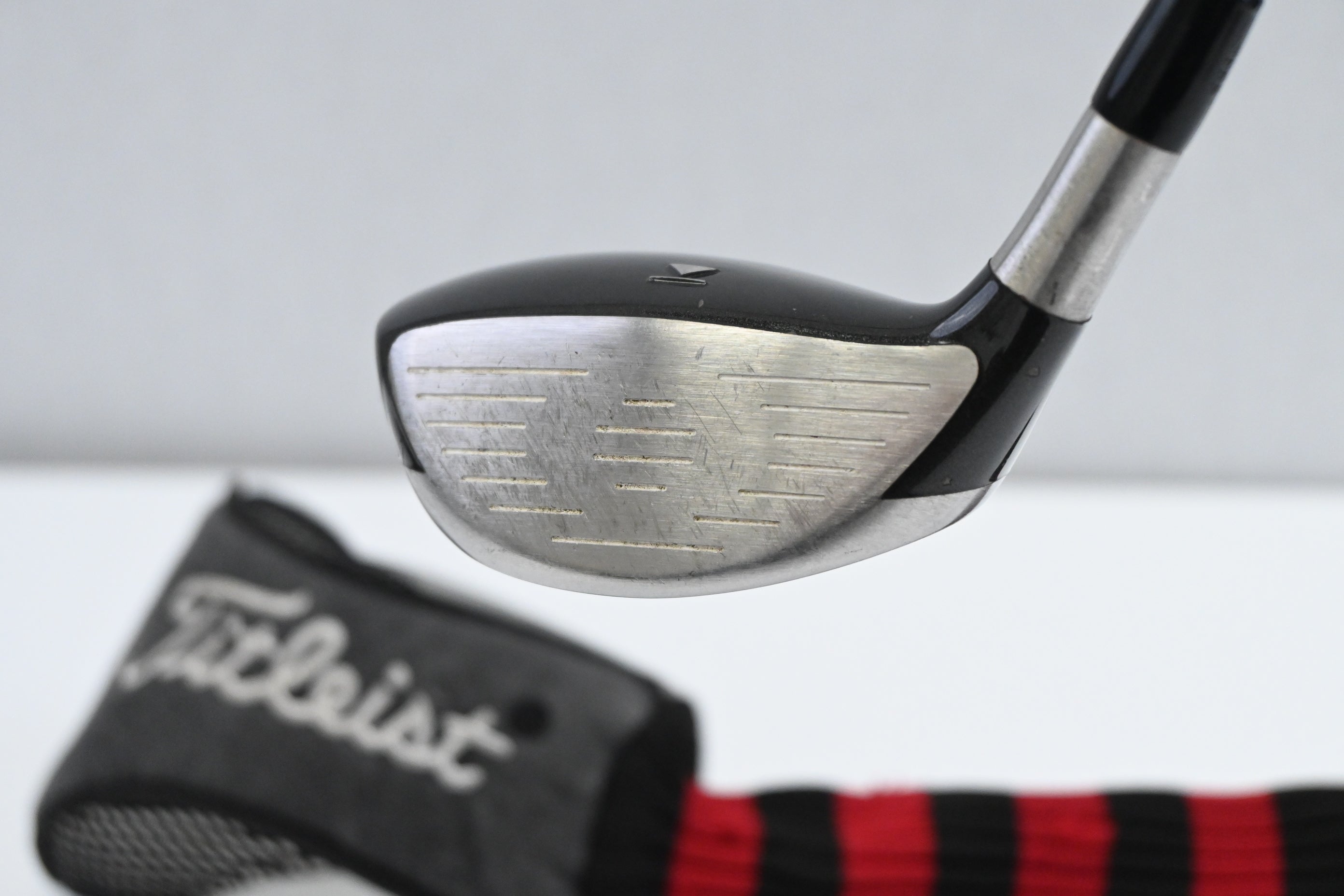 Titleist 904 F #7 Wood / 22 Degree / Regular Flex Graphite Design YS-6 Shaft