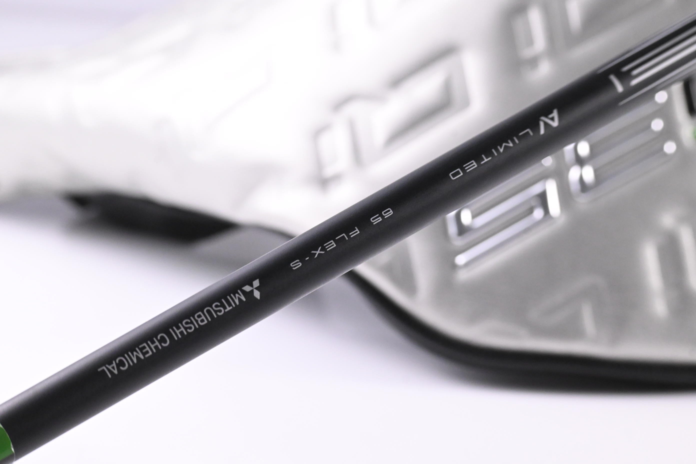 Taylormade Qi35 LS Driver / 9 Degree / Stiff Flex Tensei AV Limited Black 65