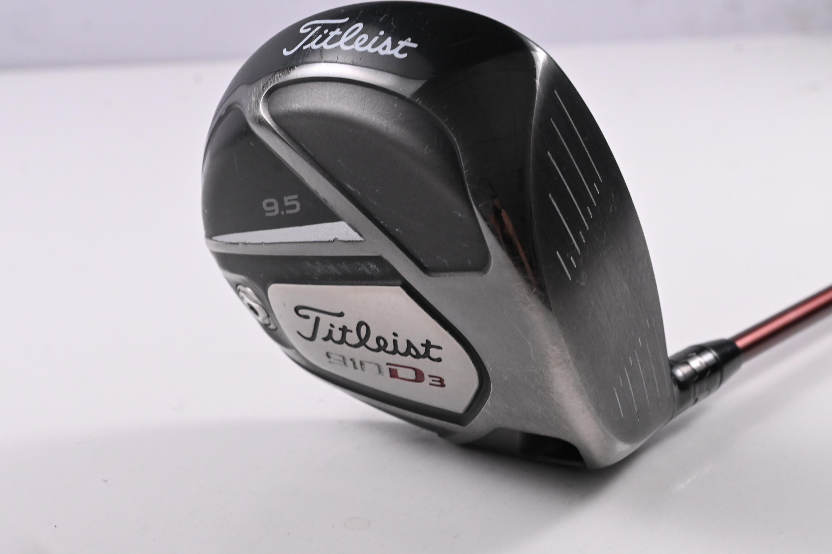 Titleist 910 D3 Driver / 9.5 Degree / Stiff Flex Diamana Ilima 61 Shaft