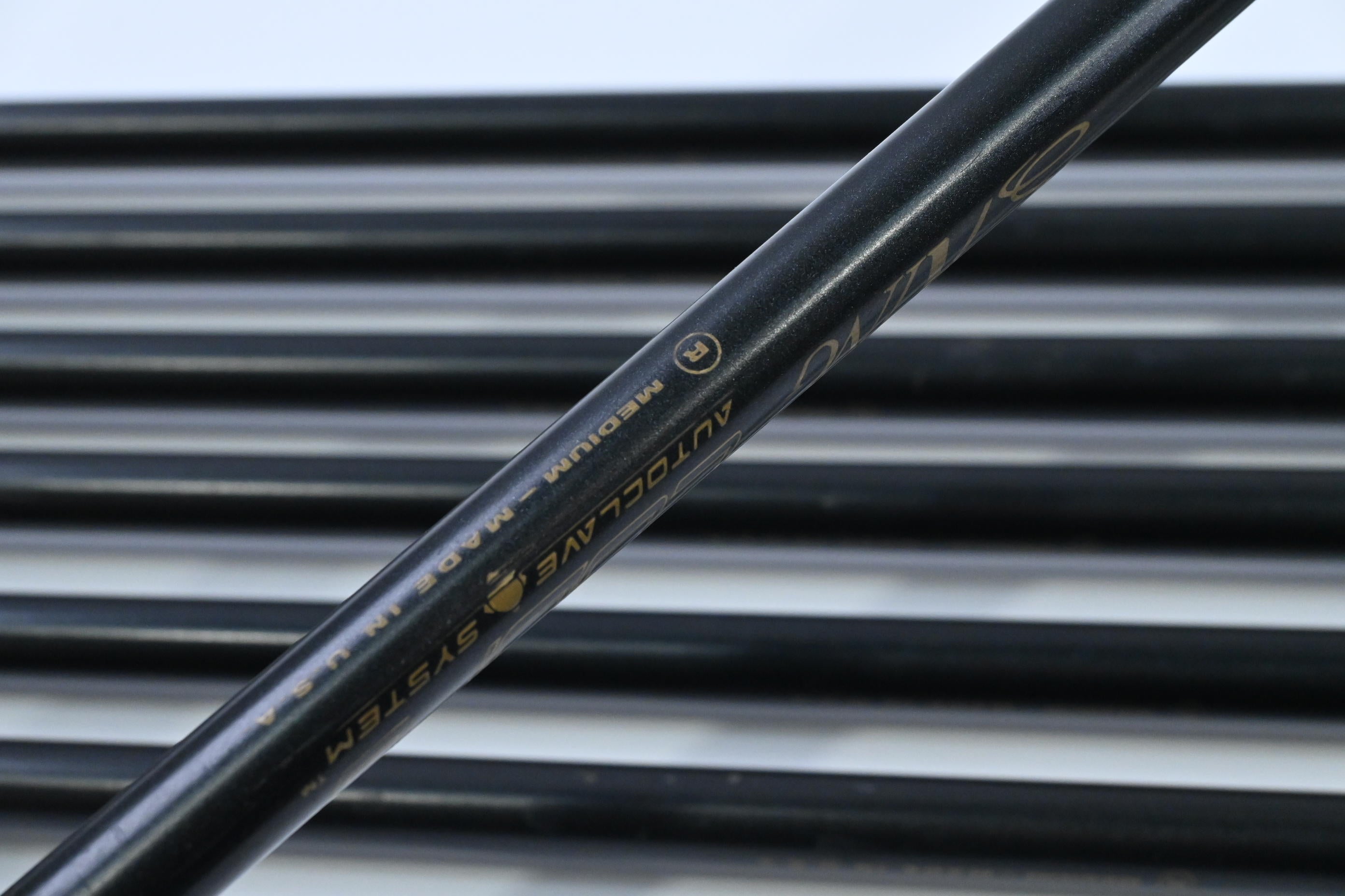 Cobra King Cobra Oversize Irons / 3-9 / Regular Flex King Cobra Tour Shafts