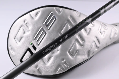 Taylormade Qi35 Driver / 10.5 Degree / Regular Flex Fujikura Air Speeder 50