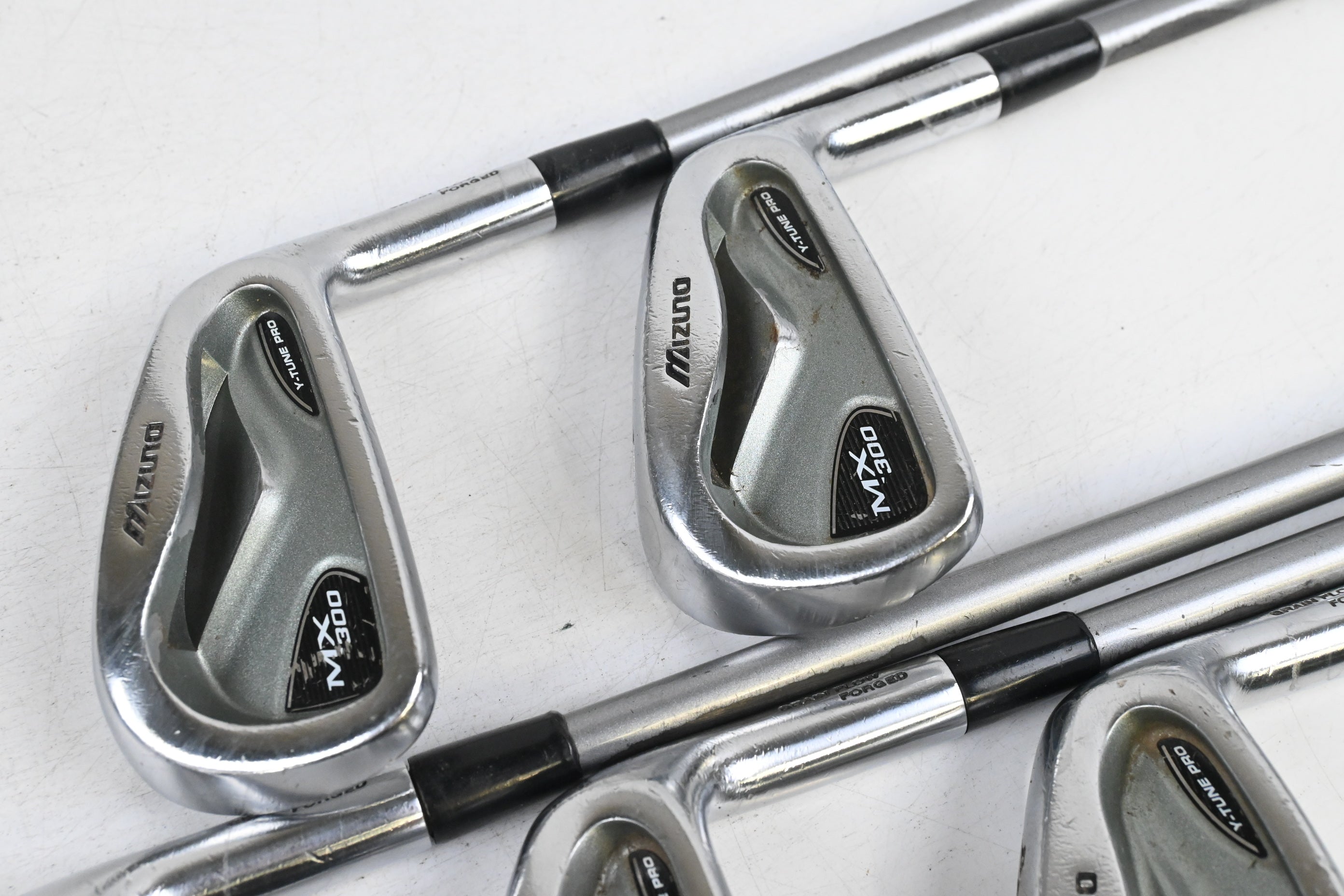 Mizuno MX-300 Irons / 6-PW / Senior Flex Exsar IS4 60 Shafts