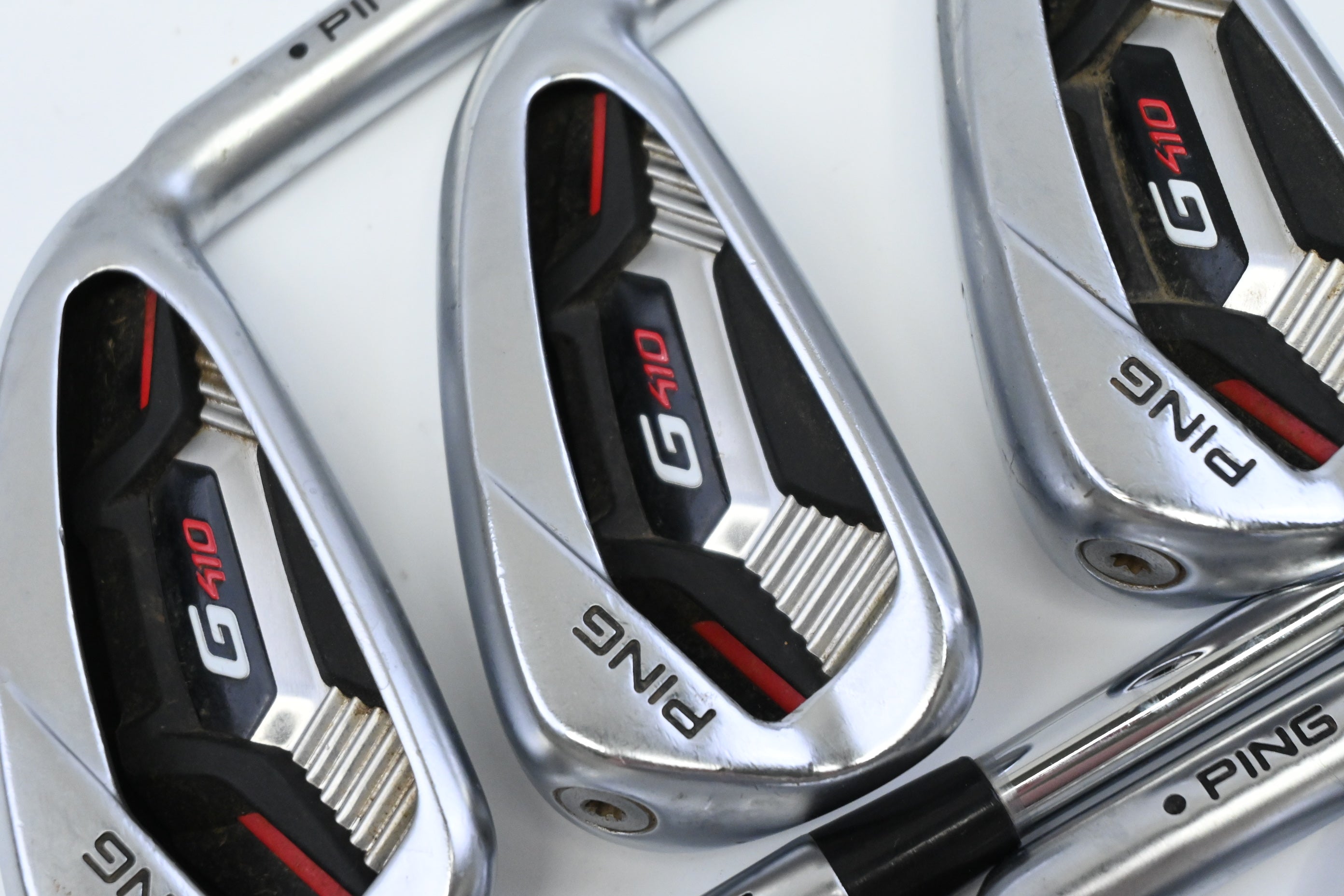 Ping G410 Irons / 5-PW / Black Dot / Regular Flex Project X LZ 115 Shafts