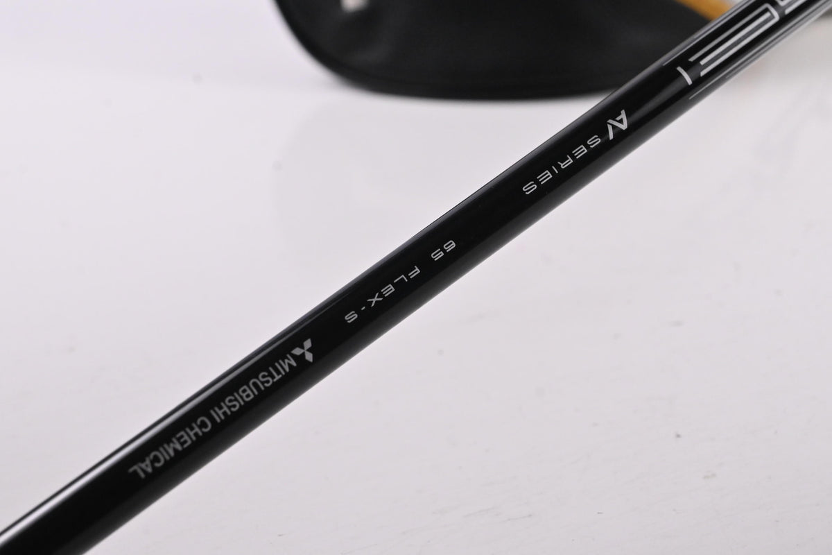 Callaway Rogue ST MAX Driver / 10.5 Degree / Stiff Flex Tensei AV Blue 65 Shaft