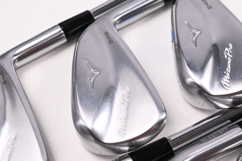 Mizuno Pro 245 Irons / 4-PW / Regular Flex Dynamic Gold Mid 100 R300 Shafts