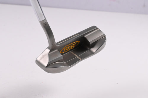 Yes! C-Groove Bella-12 Putter / 34 Inch