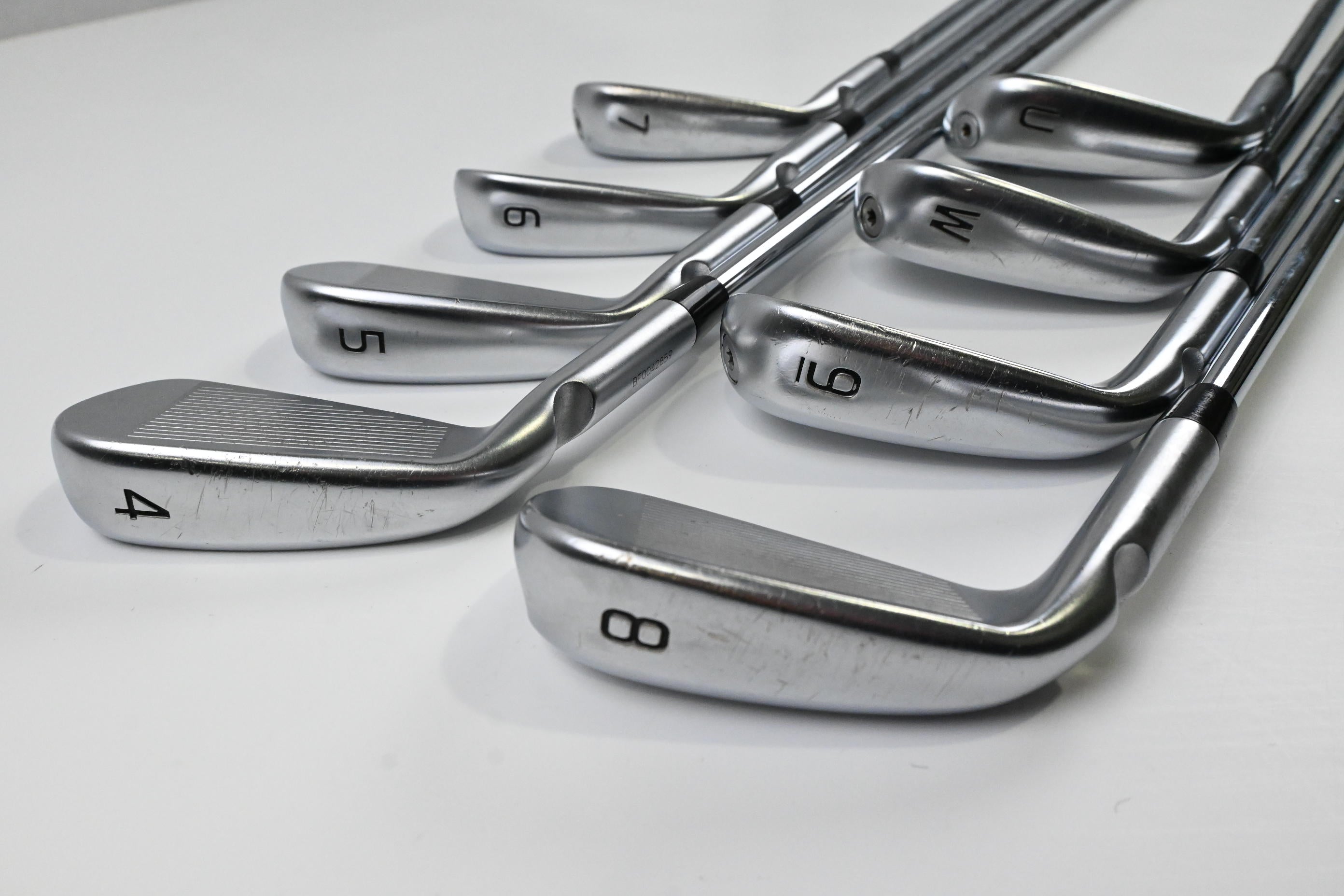 Ping i530 Irons / 4-PW+UW / Red Dot / X-Flex KBS Tour 130 Shafts