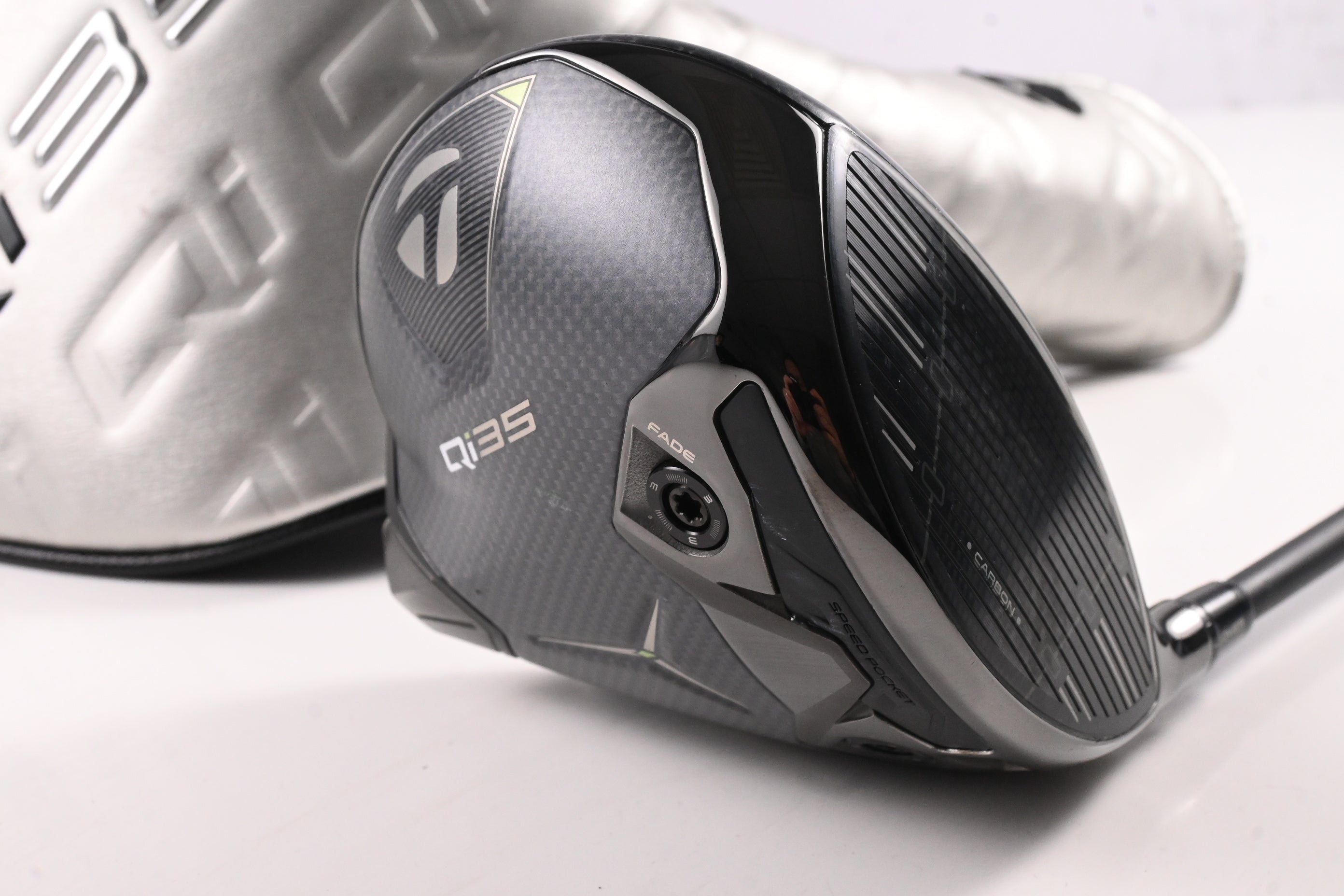 Taylormade Qi35 LS Driver / 10.5 Degree / X-Flex Kai'li Blue CB Darkwave 60