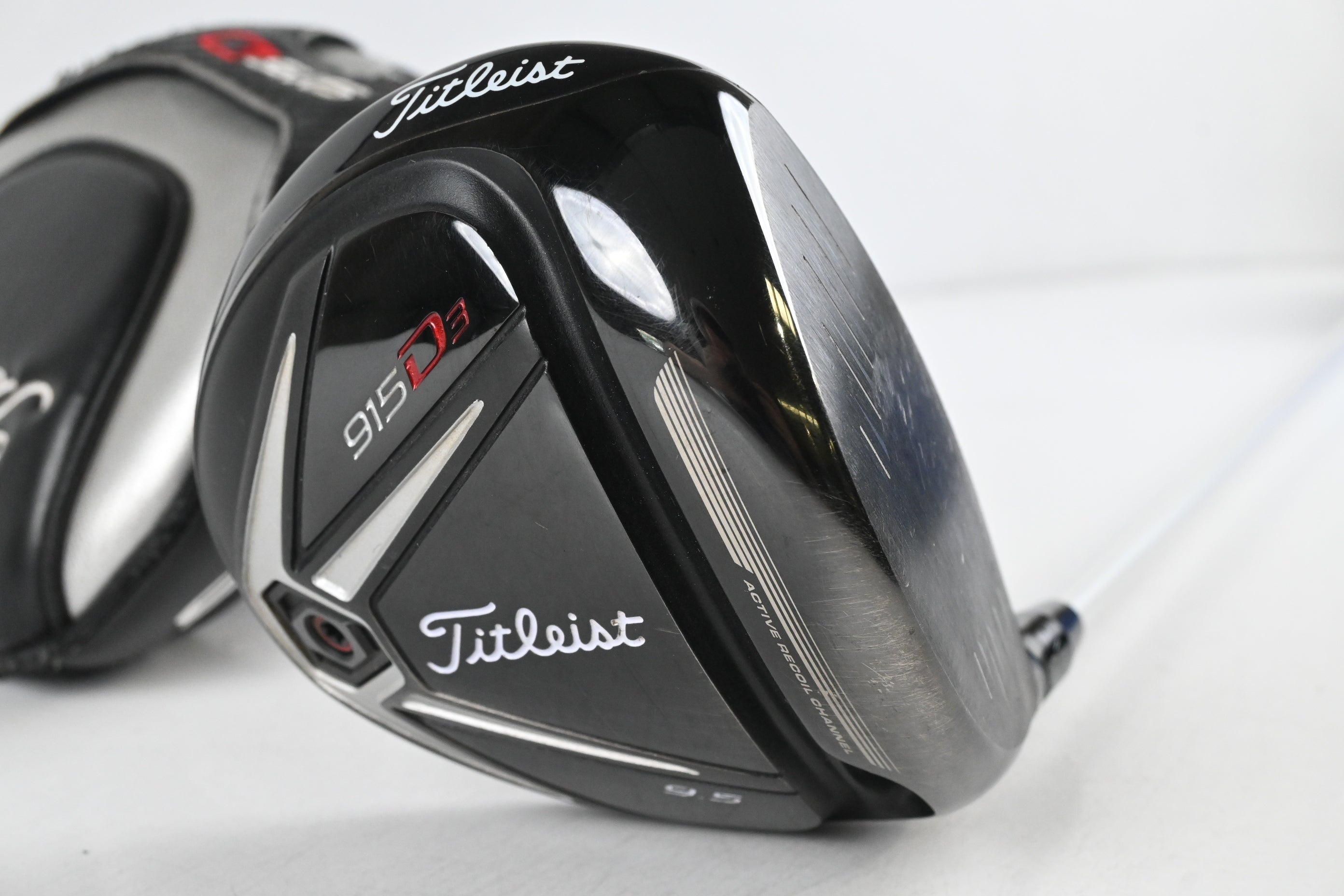 Titleist 915 D3 Driver / 9.5 Degree / X-Flex Aldila Rogue 95 MSI 70 Shaft