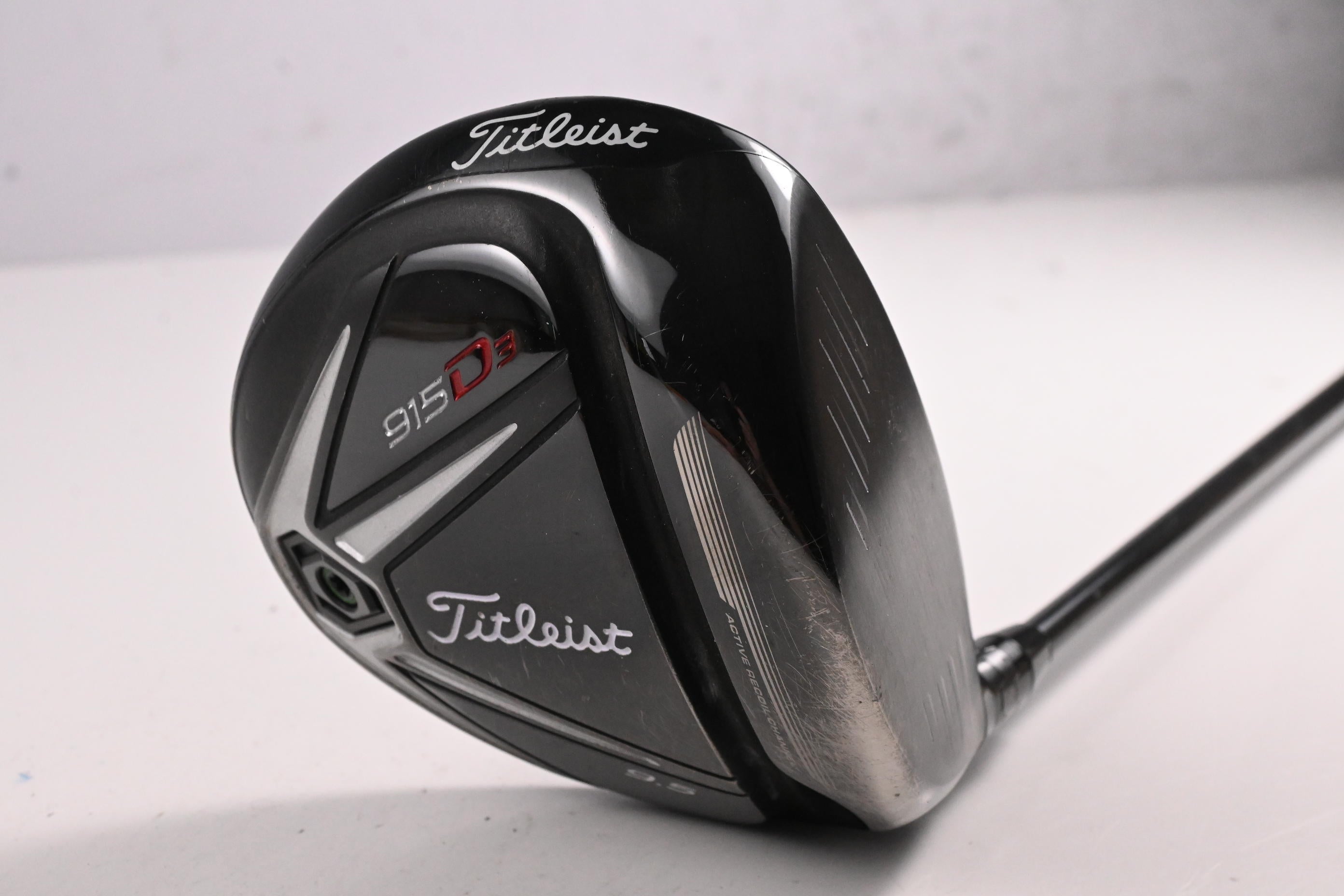 Titleist 915 D3 Driver / 9.5 Degree / Stiff Flex Hzrdus Yellow 63 Shaft