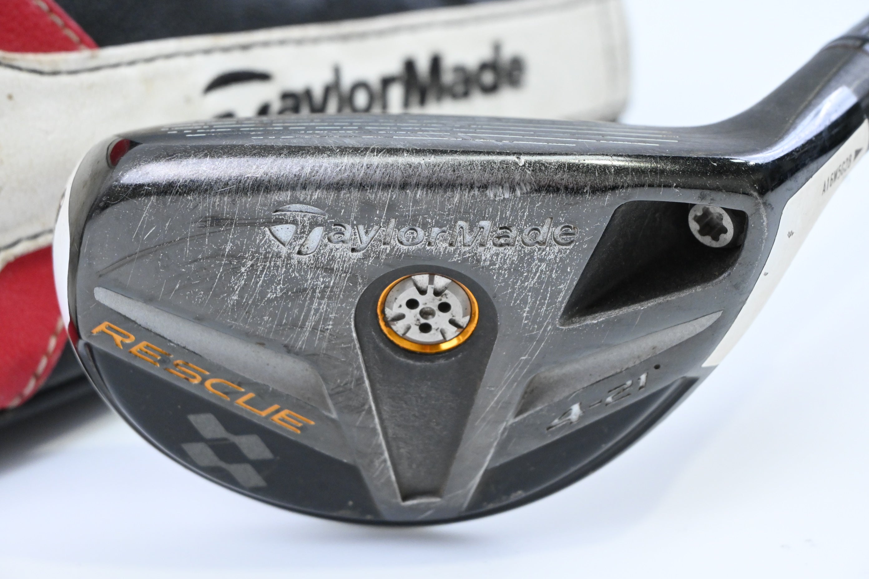 Taylormade Rescue 11 #4 Hybrid / 21 Degree / Regular Flex Aldila RIP 65 Shaft