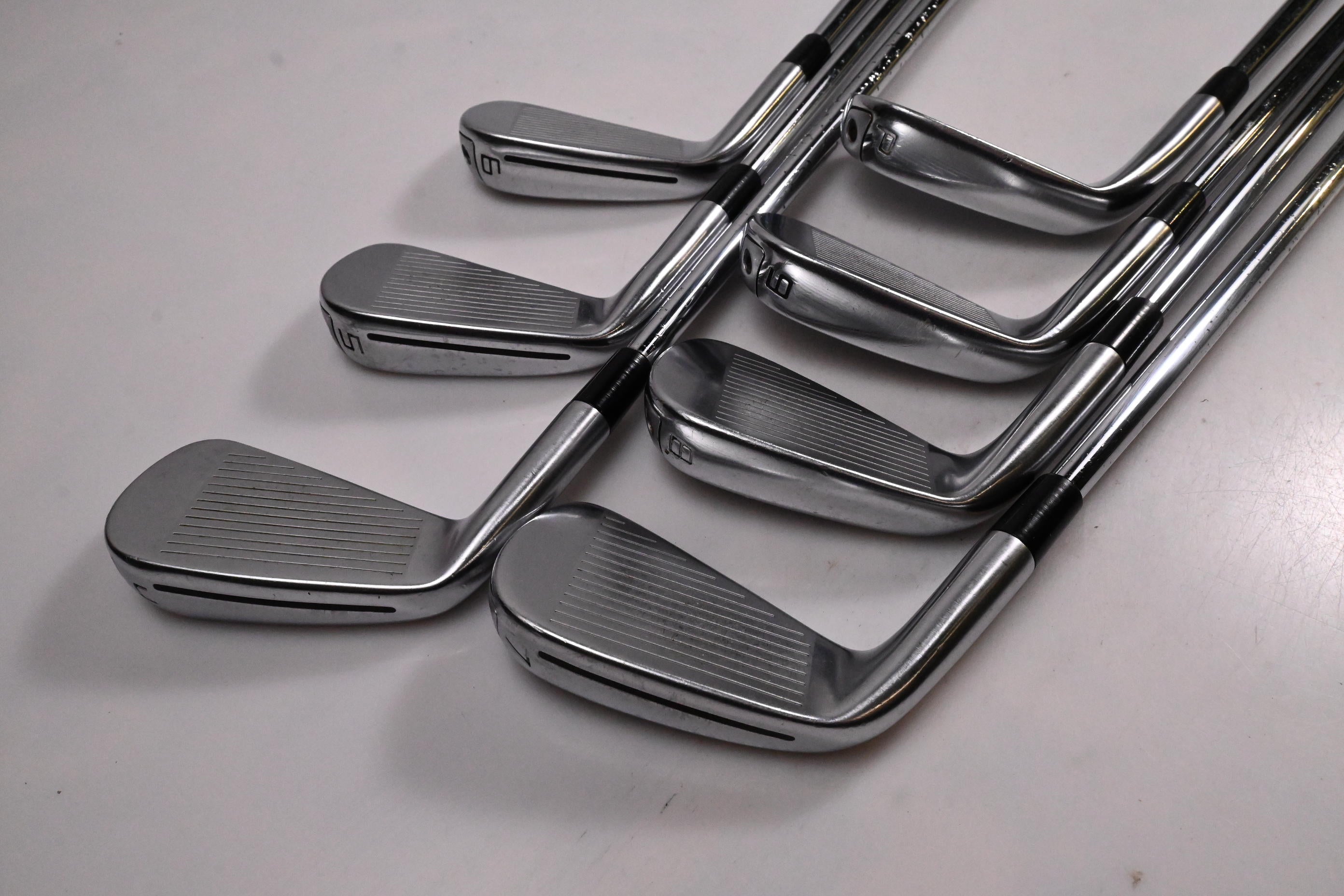 Taylormade P790 2019 Irons / 4-PW / Stiff Flex Dynamic Gold 120 S300 Shafts