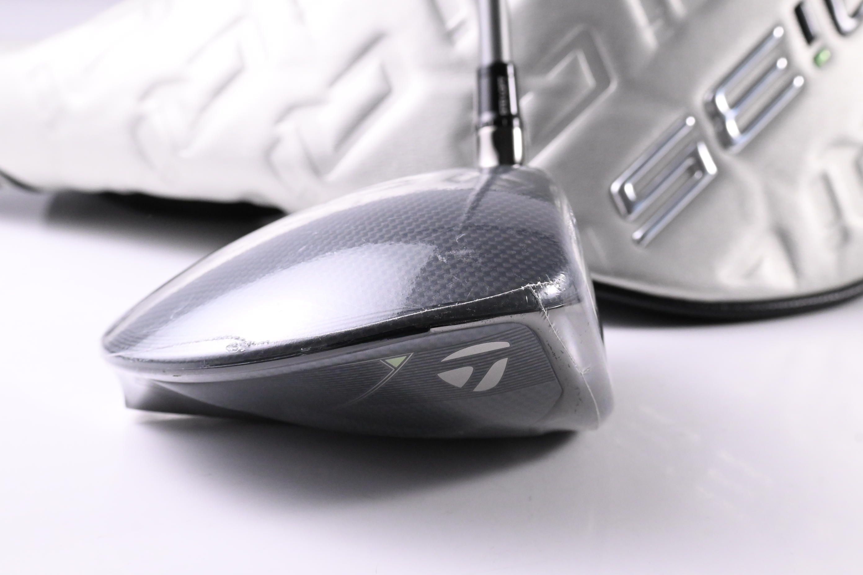 Taylormade Qi35 Driver / 12 Degree / Regular Flex Fujikura Air Speeder 50 Shaft