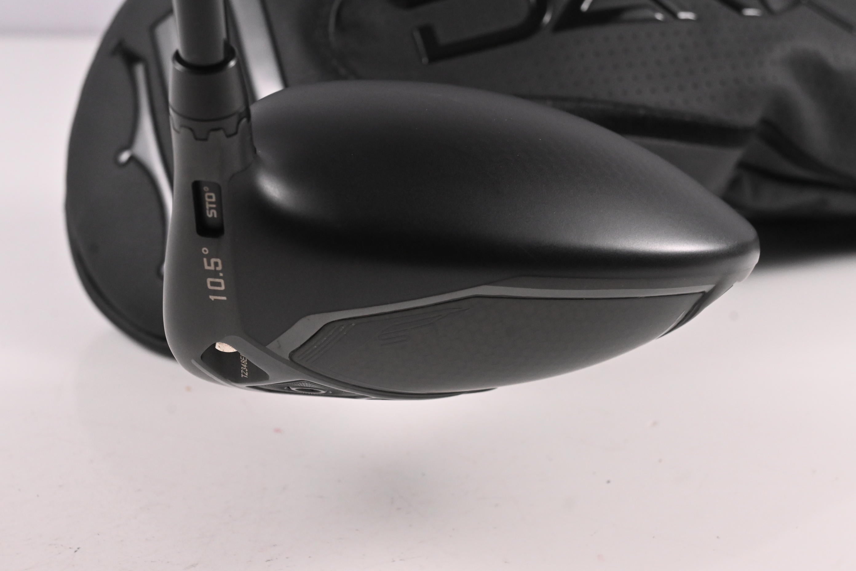 Cobra Darkspeed LS Driver / 10.5 Degree / X-Flex HZRDUS Gen4 Black 60