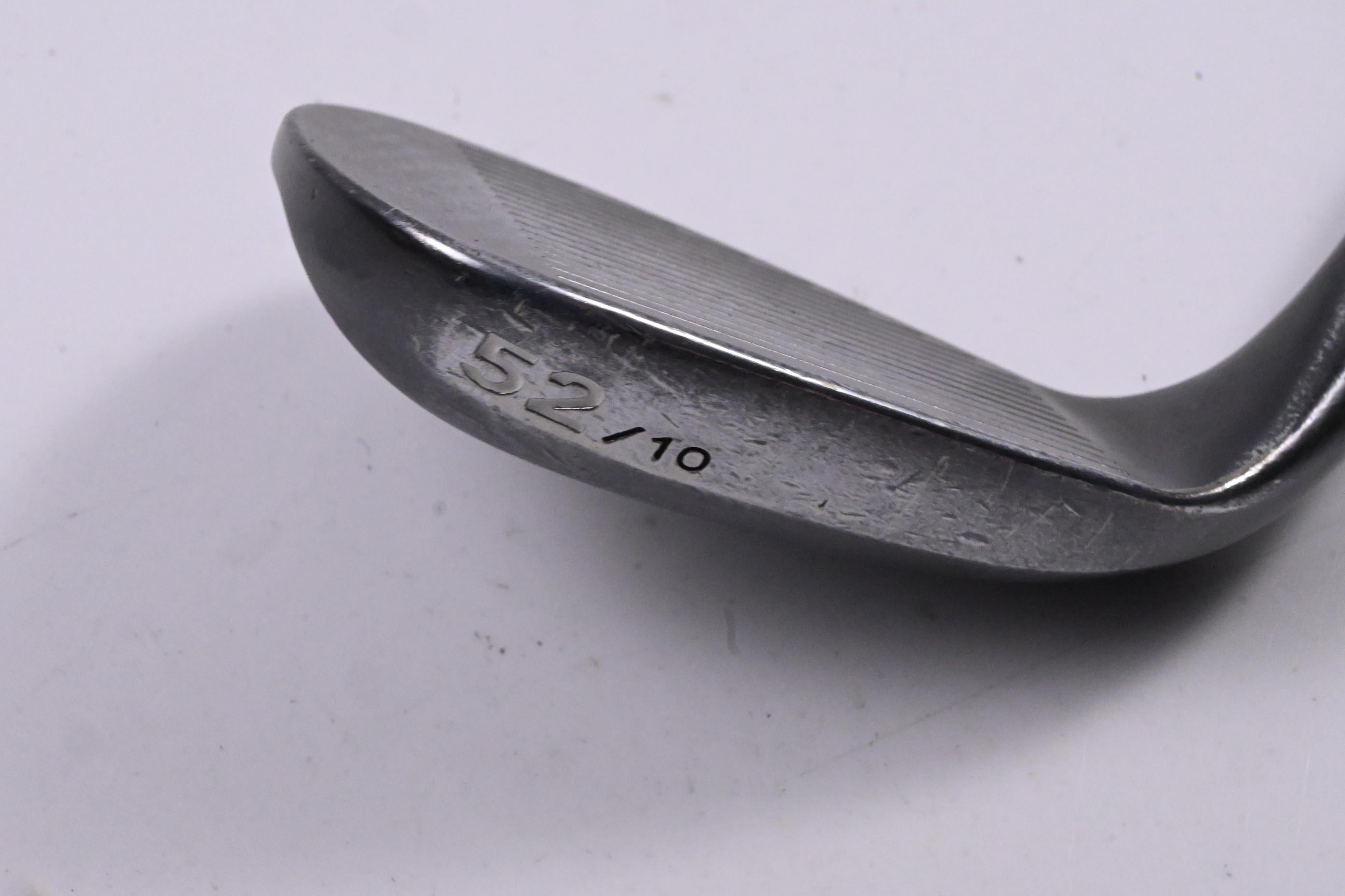 Cleveland RTX-3 Gap Wedge / 52 Degree / Wedge Flex Dynamic Gold Shaft