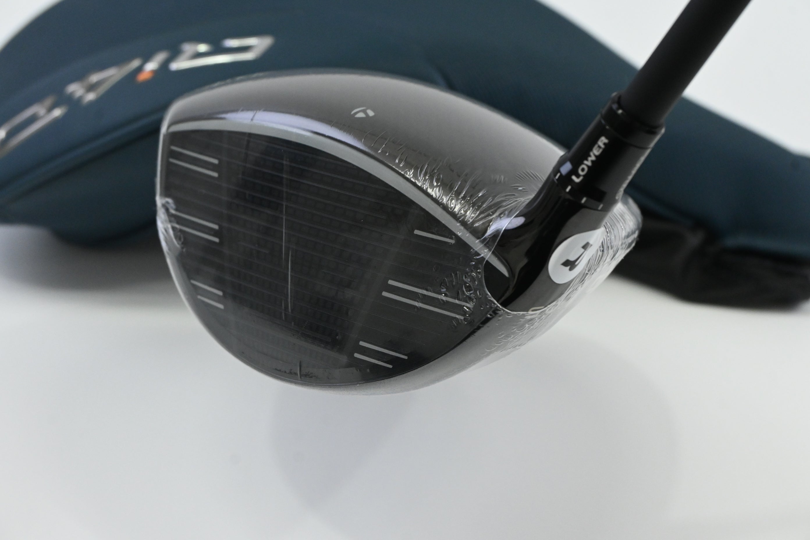 Taylormade Qi4D Driver / 10.5 Degree / Regular Flex Taylormade Reax Blue 50