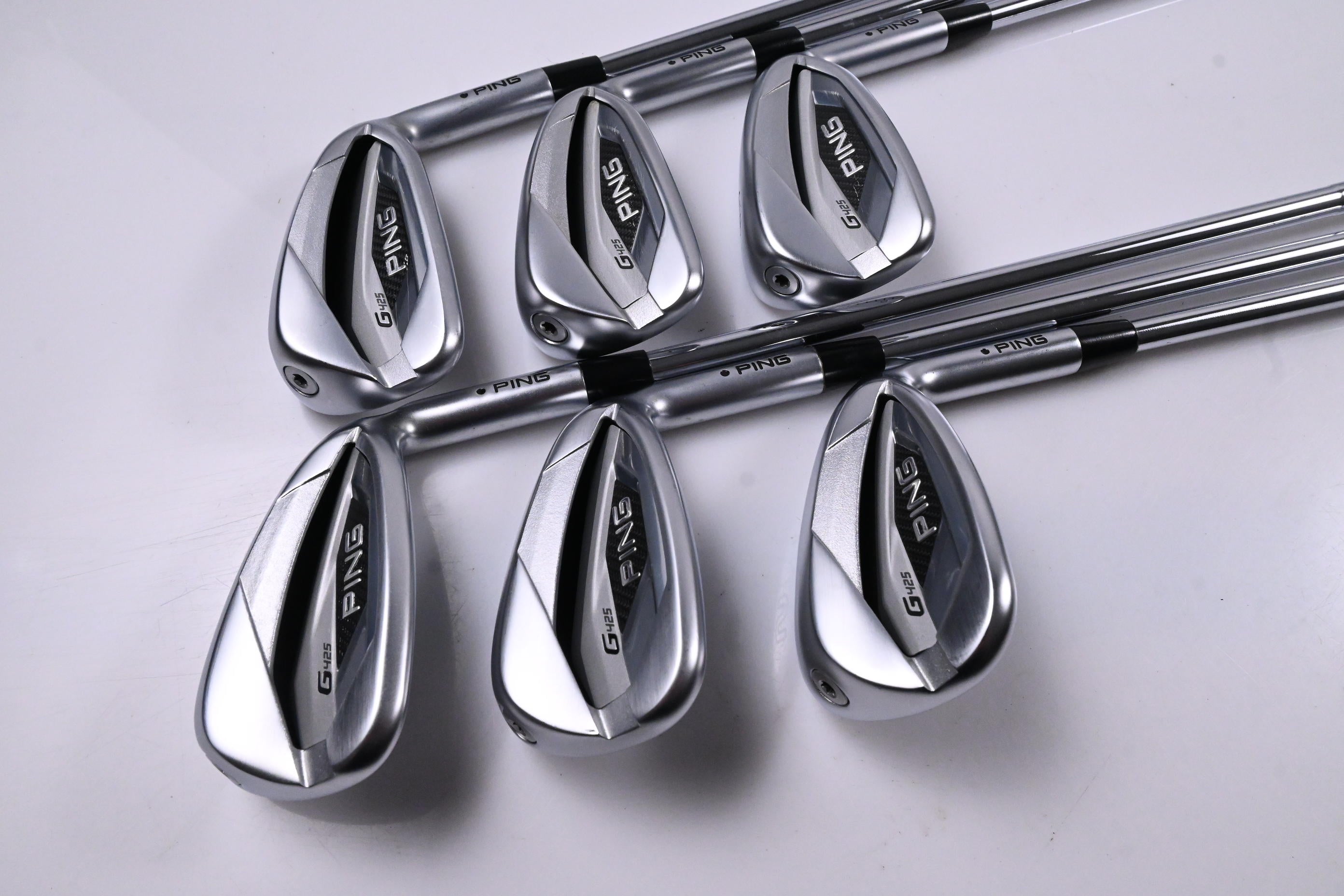 Ping G425 Irons / 6-PW+SW / Black Dot / Regular Flex Elevate MPH 95 Shafts