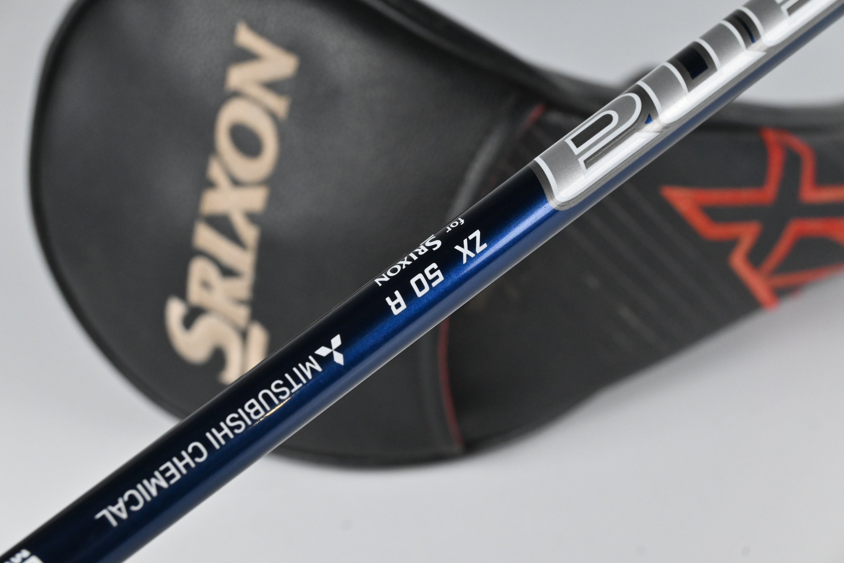 Srixon ZX5 Driver / 10.5 Degree / Regular Flex Diamana ZX 50 Shaft