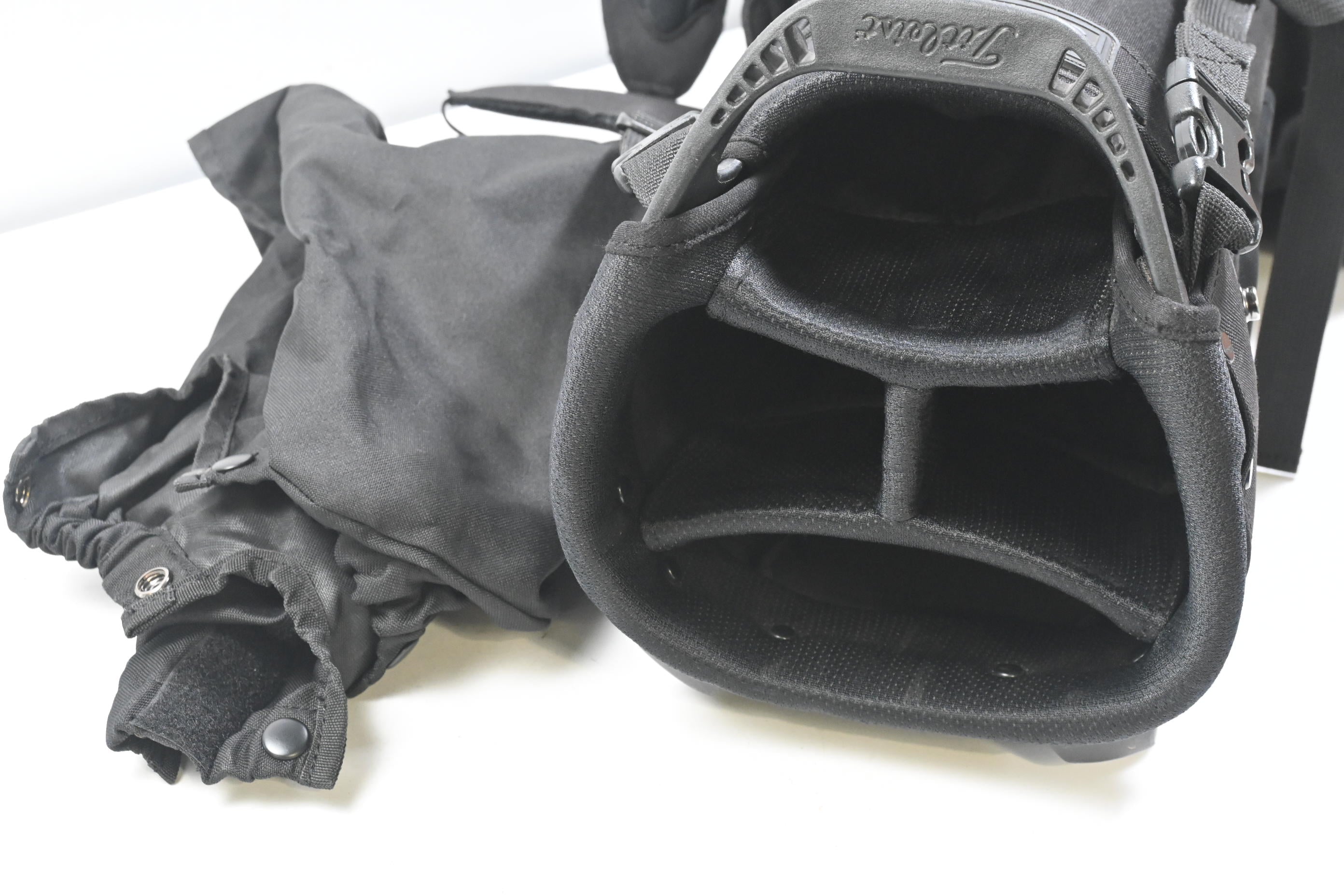 Titleist Stand Bag / 4-Way Divider / Black
