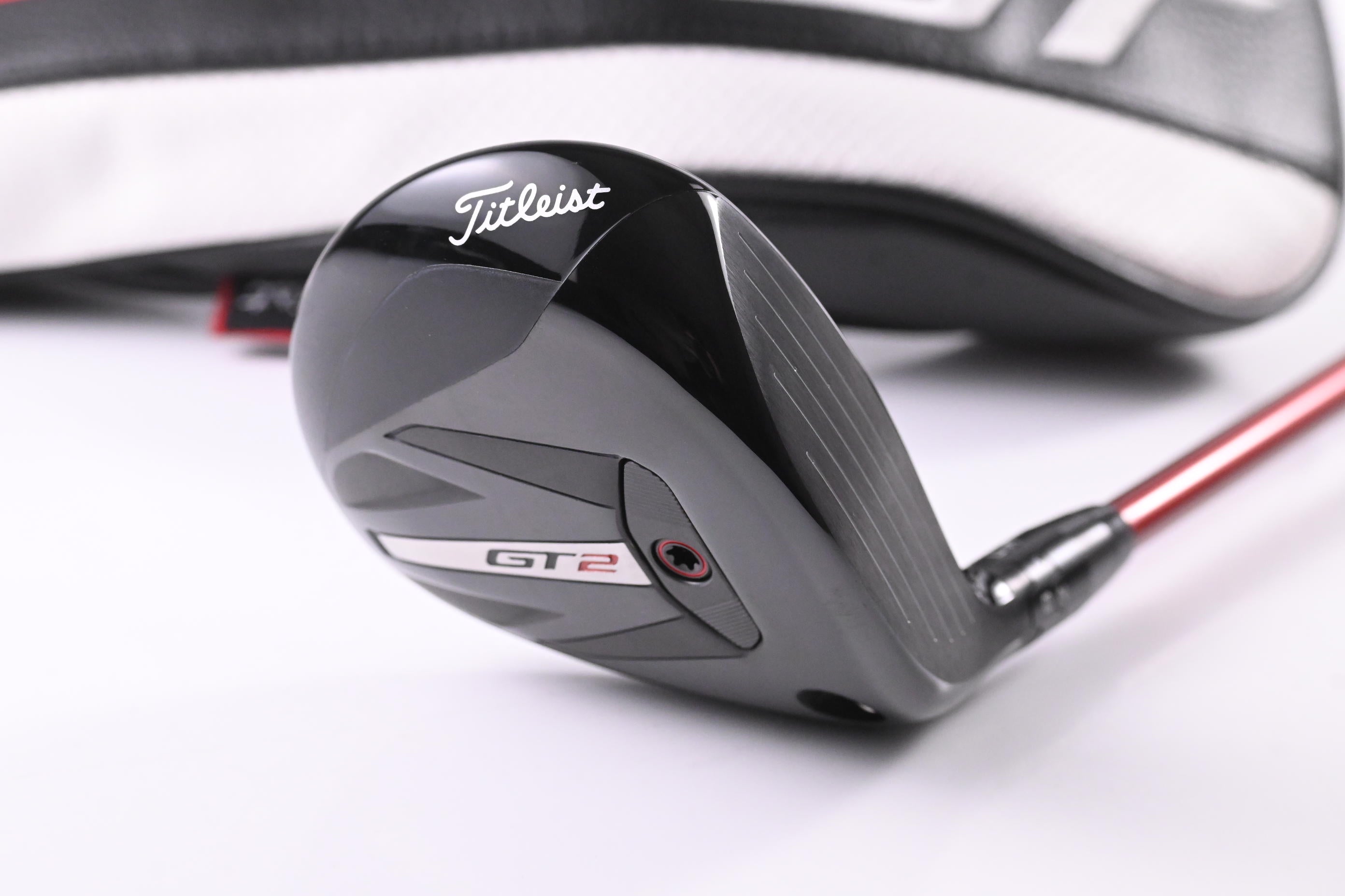 Titleist GT2 #5 Wood / 18 Degree / Regular Flex Project X Denali Red 60 Shaft