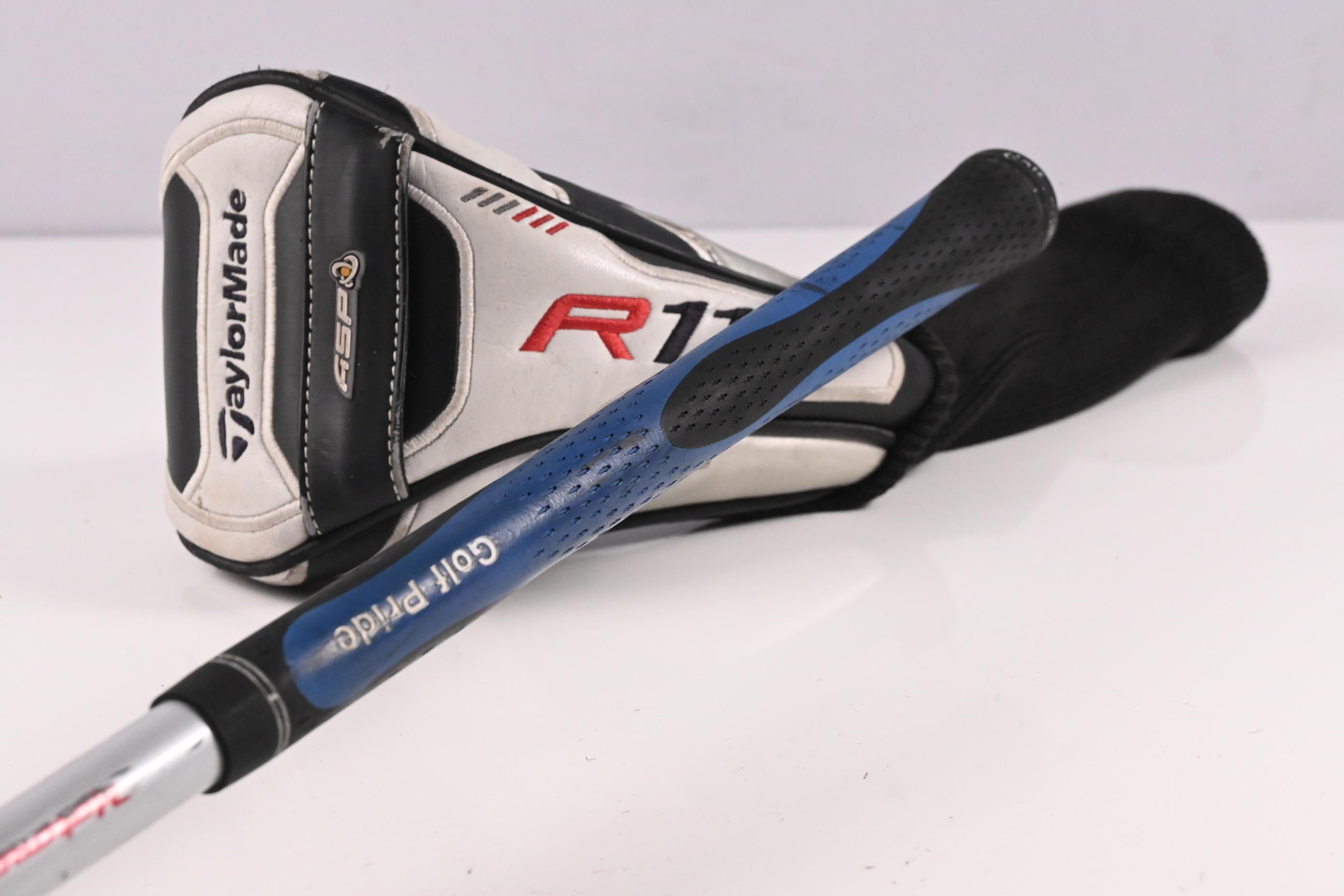Taylormade R11 #3 Wood / 14 Degree / Stiff Flex Fujikura Motore 70 Shaft