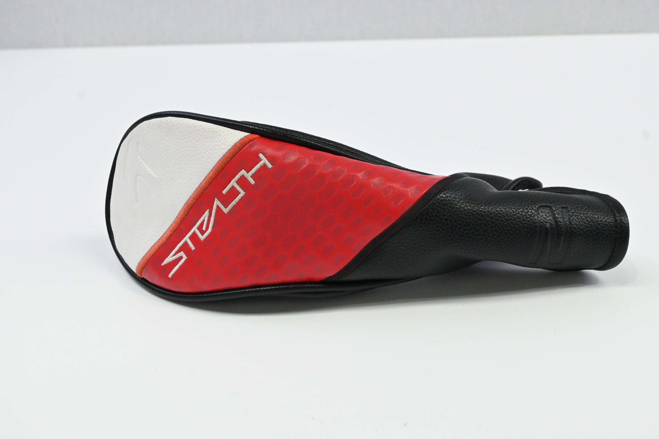 Taylormade Stealth 2 #4 Hybrid / 22 Degree / Regular Flex Ventus TR Red 6 Shaft
