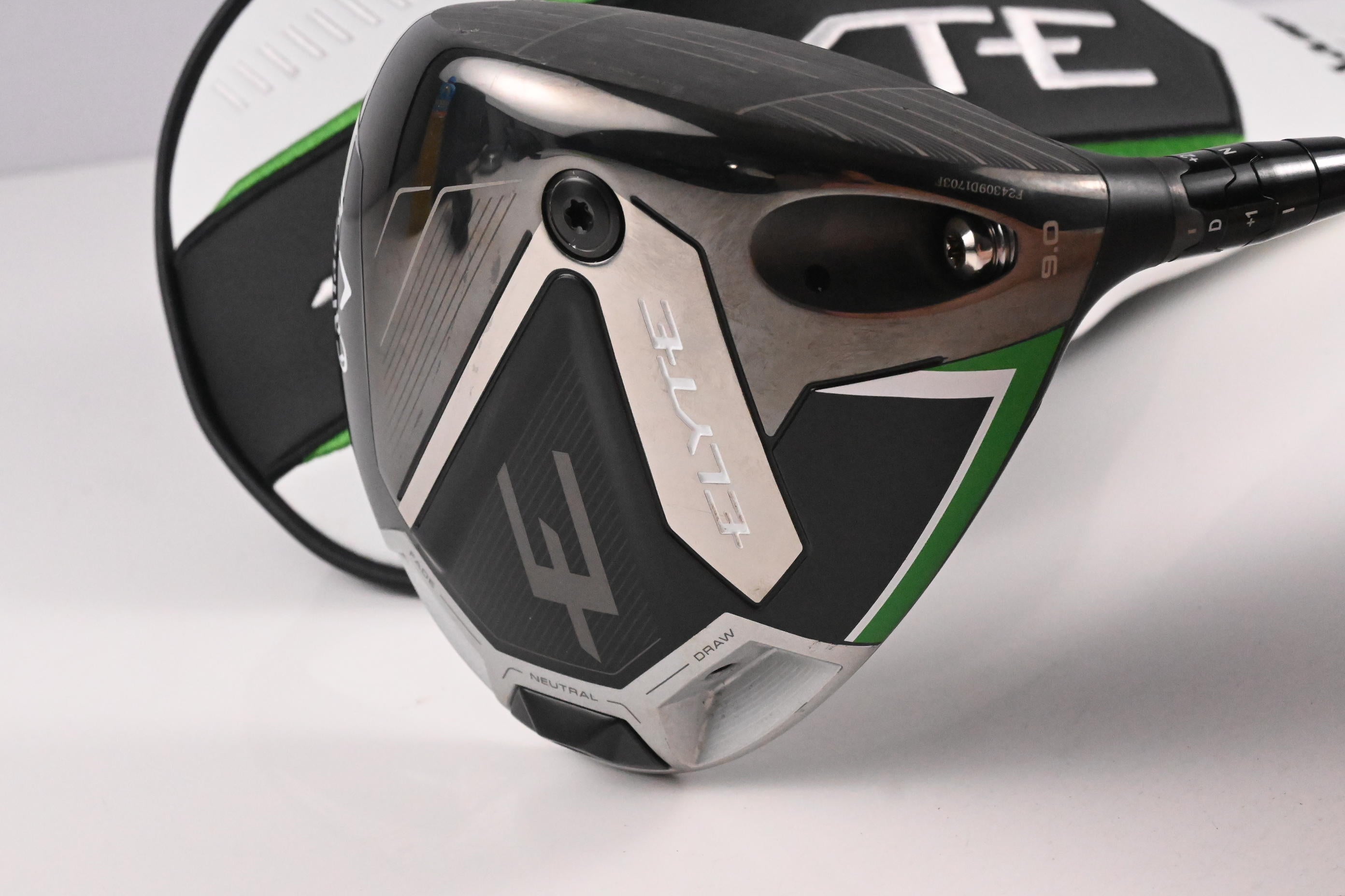 Callaway Elyte Driver / 9 Degree / Regular Flex Vanquish 4 Shaft